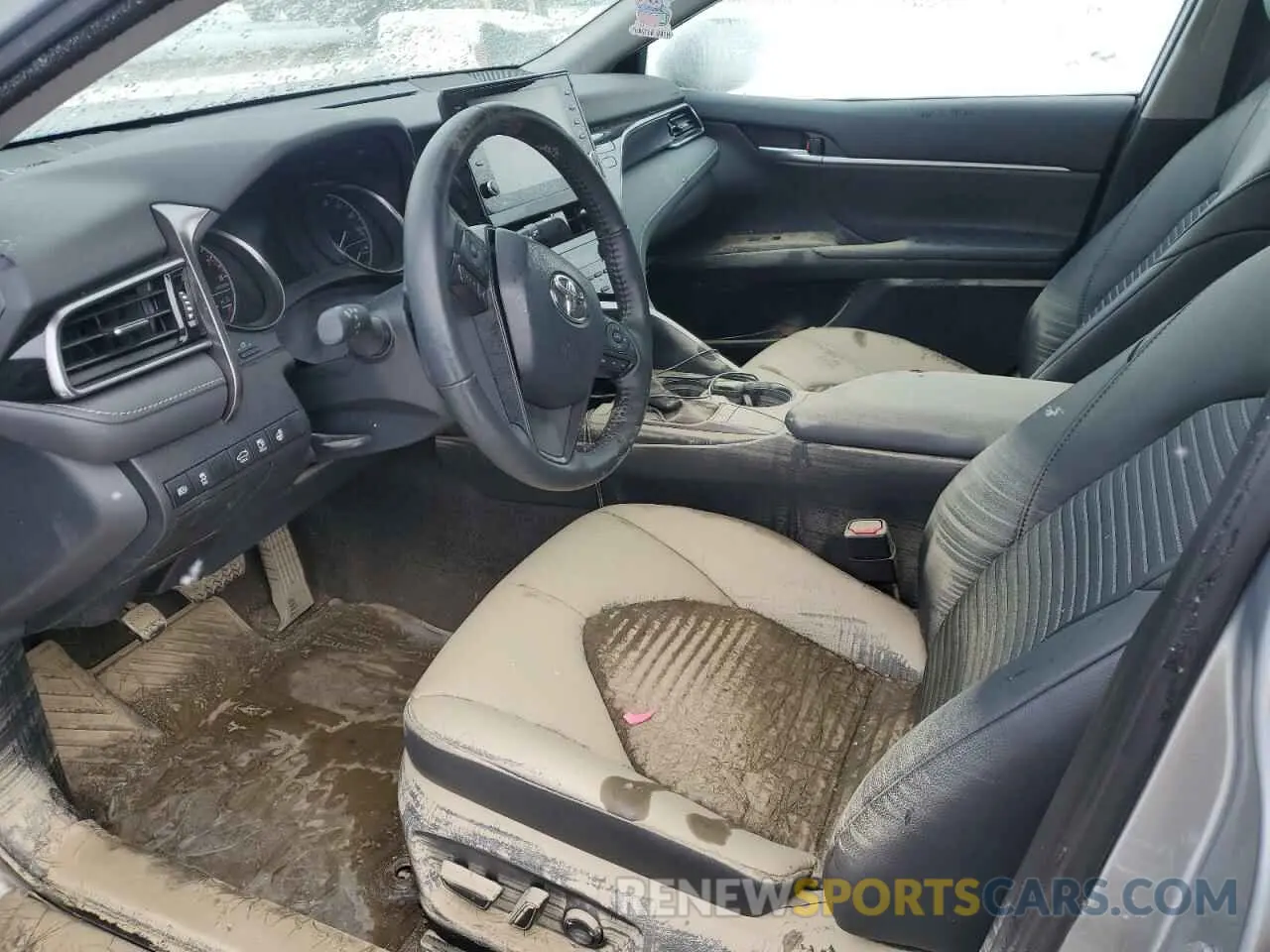 7 Photograph of a damaged car 4T1S11AK1PU131996 TOYOTA CAMRY 2023