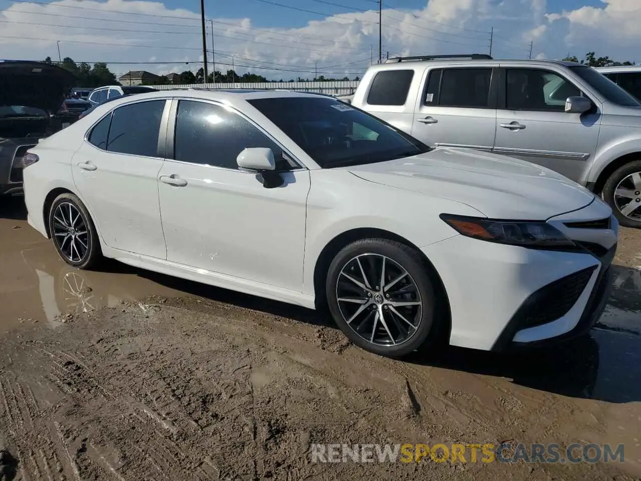 4 Photograph of a damaged car 4T1S11AK1PU819190 TOYOTA CAMRY 2023