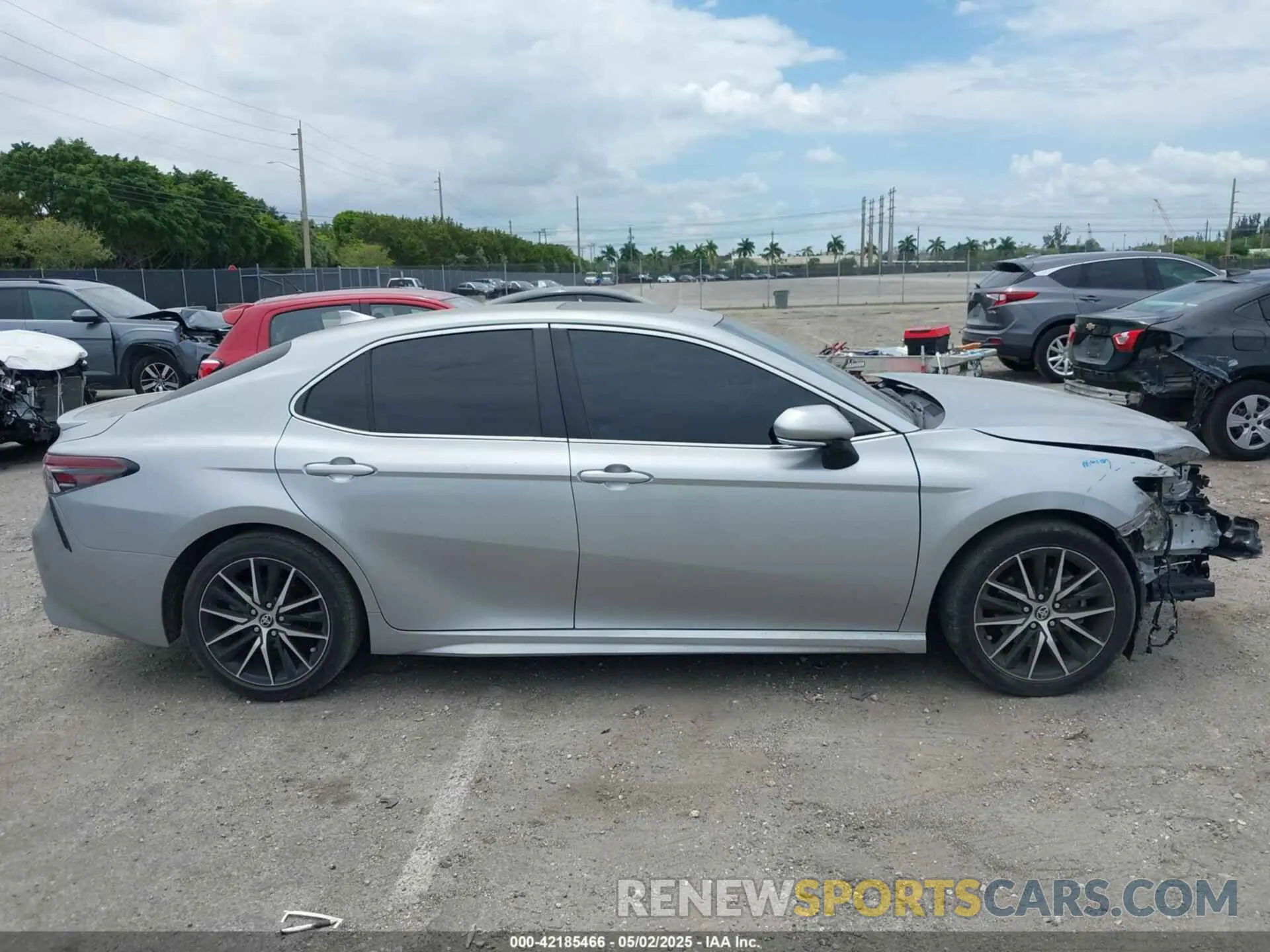 14 Photograph of a damaged car 4T1S11AK6PU134957 TOYOTA CAMRY 2023