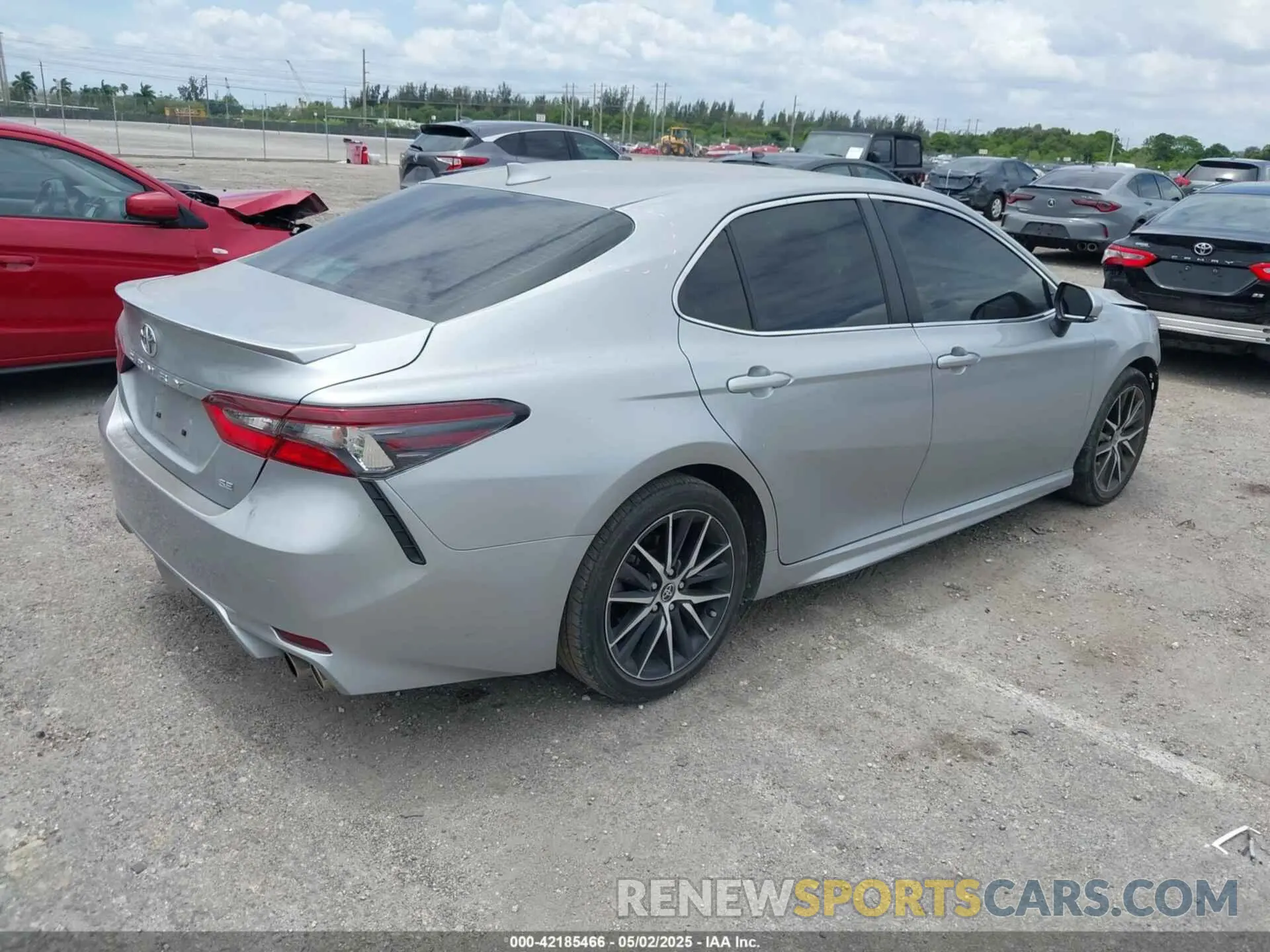 4 Photograph of a damaged car 4T1S11AK6PU134957 TOYOTA CAMRY 2023