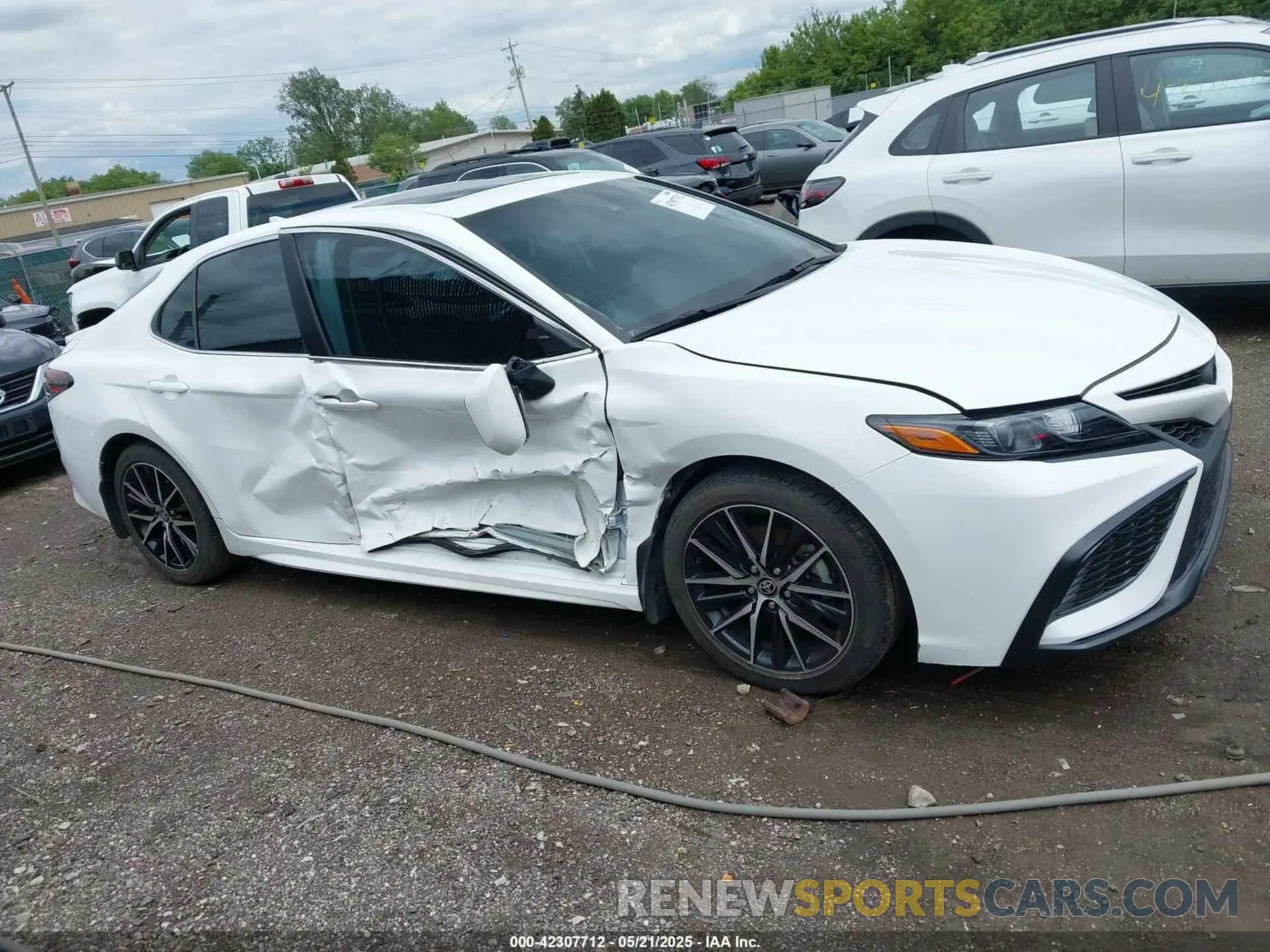 13 Photograph of a damaged car 4T1S11AK8PU110725 TOYOTA CAMRY 2023