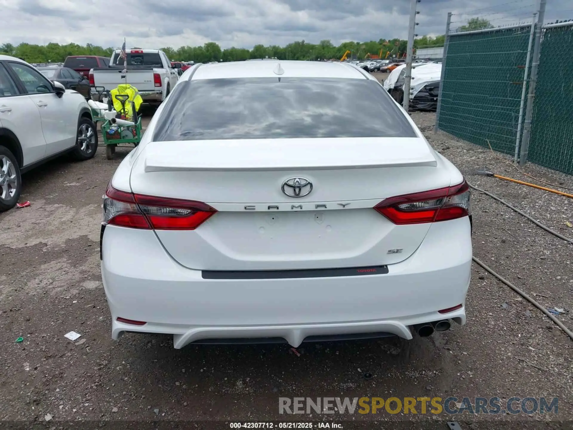 16 Photograph of a damaged car 4T1S11AK8PU110725 TOYOTA CAMRY 2023