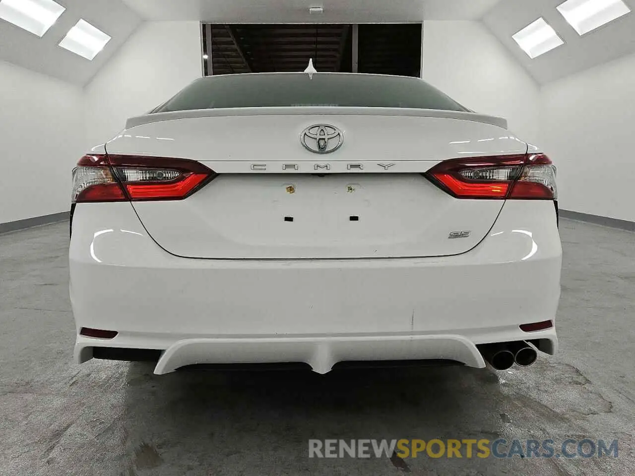 6 Photograph of a damaged car 4T1S11AKXPU184633 TOYOTA CAMRY 2023