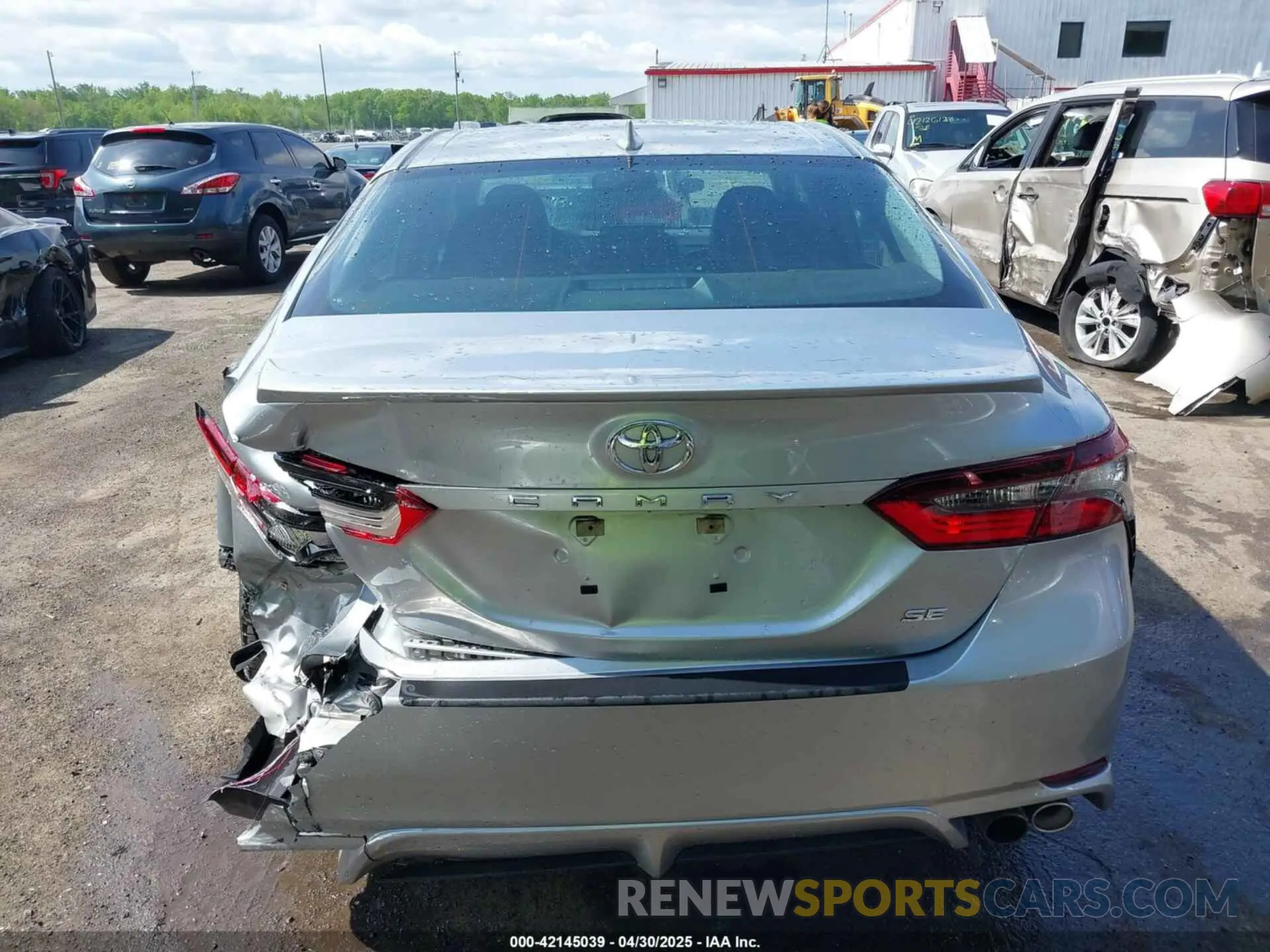 16 Photograph of a damaged car 4T1S11AKXPU737975 TOYOTA CAMRY 2023