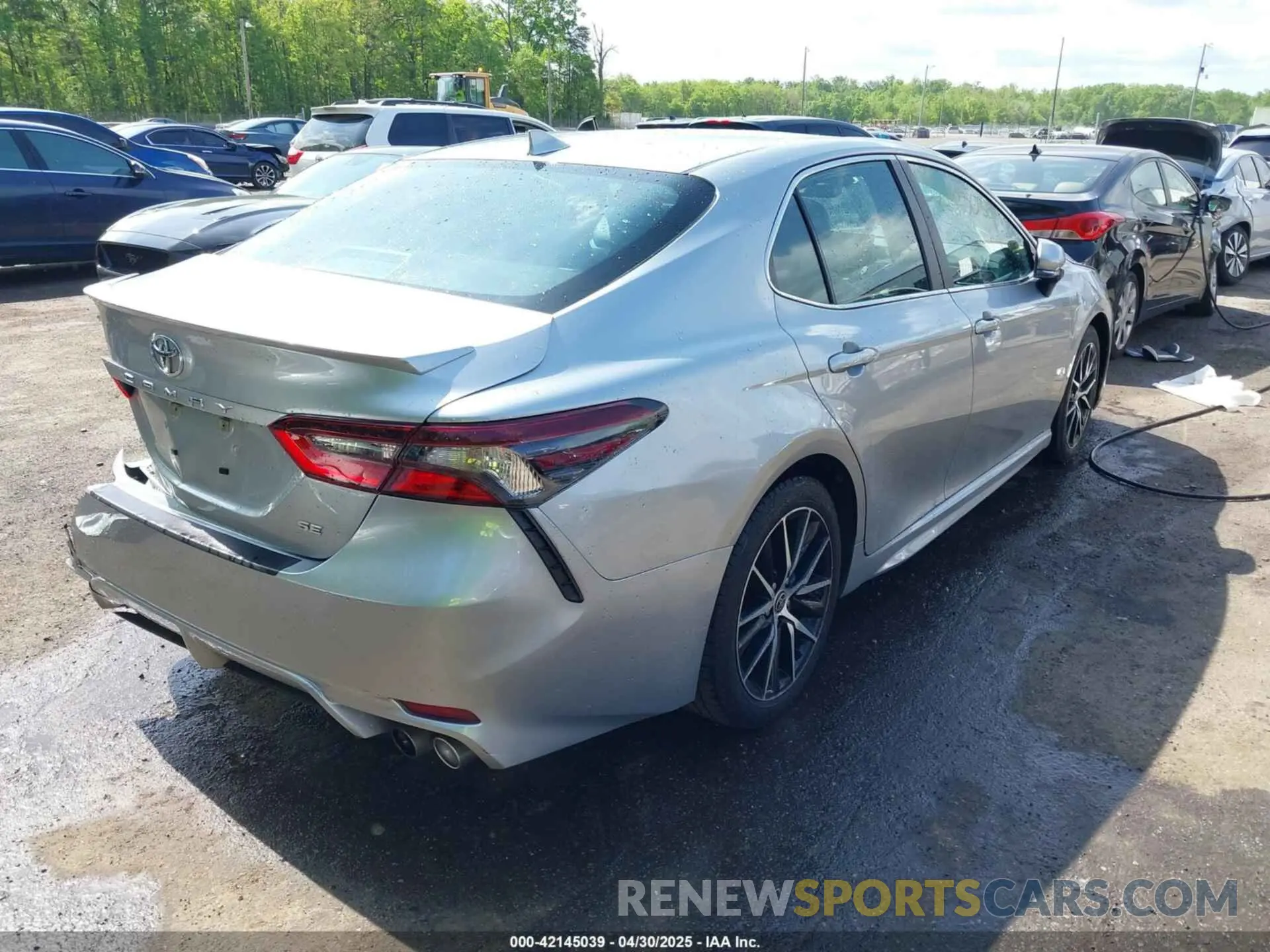4 Photograph of a damaged car 4T1S11AKXPU737975 TOYOTA CAMRY 2023