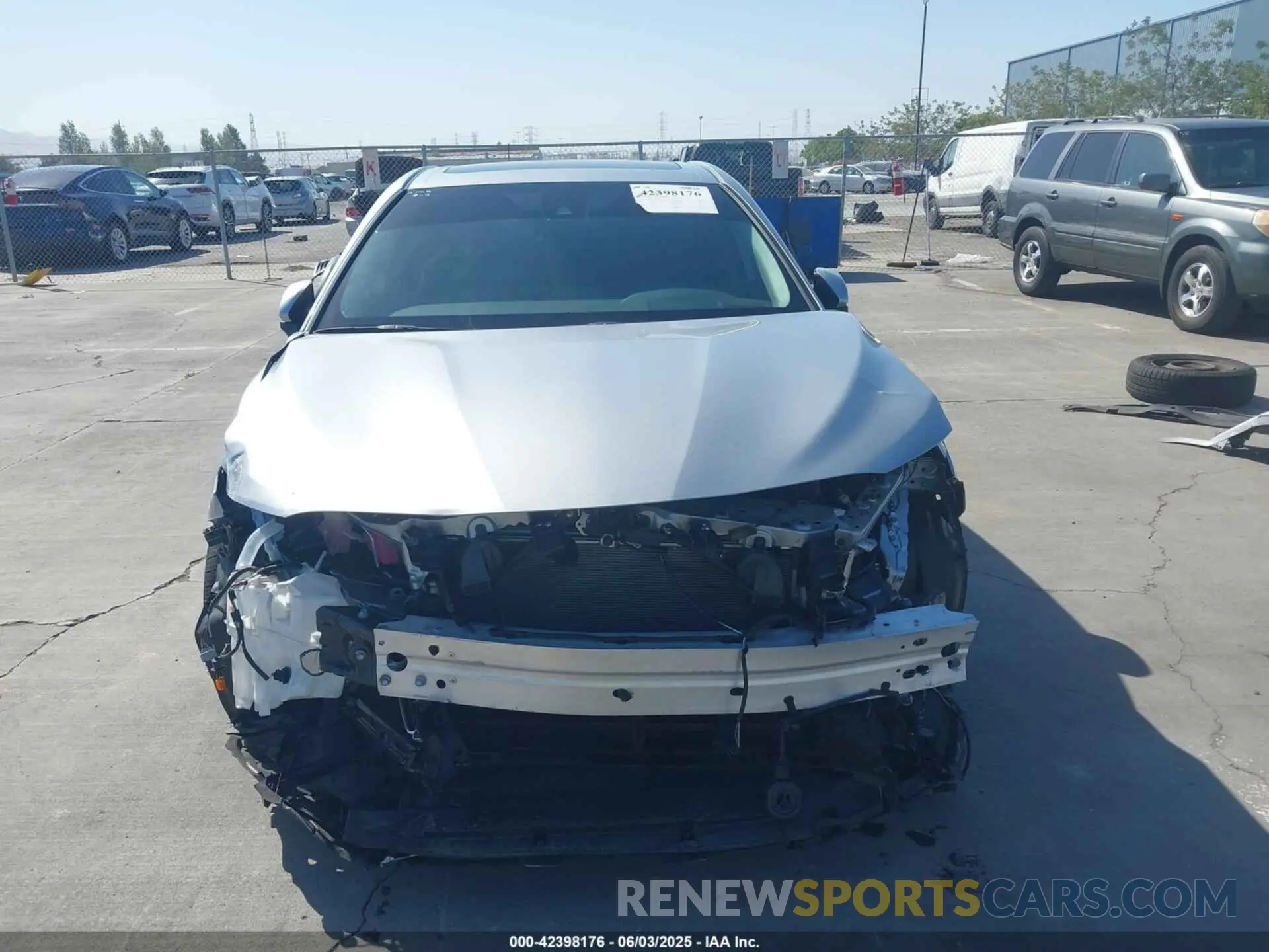 13 Photograph of a damaged car 4T1S31AK3PU059466 TOYOTA CAMRY 2023