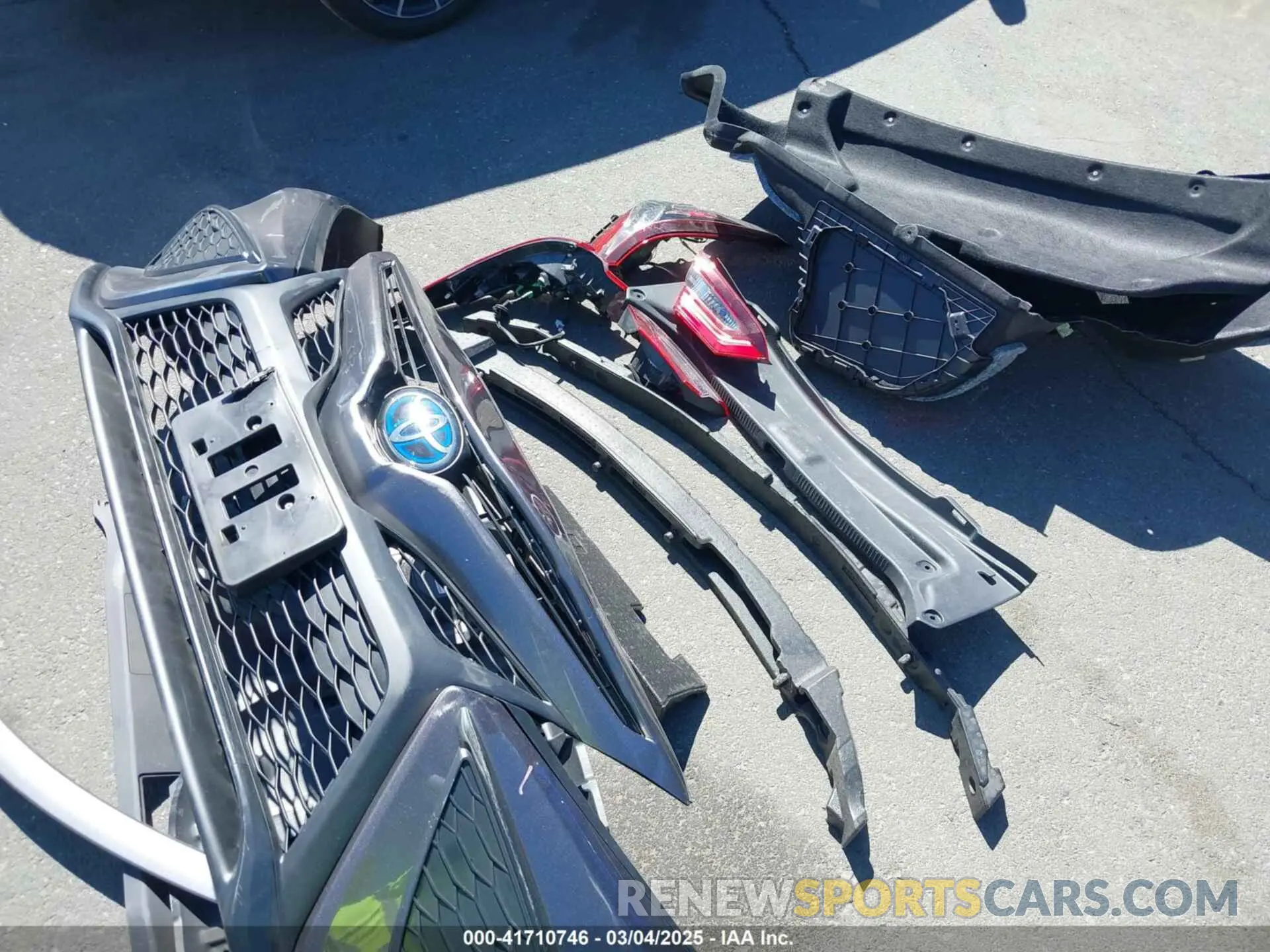 12 Photograph of a damaged car 4T1S31AK4PU613940 TOYOTA CAMRY 2023