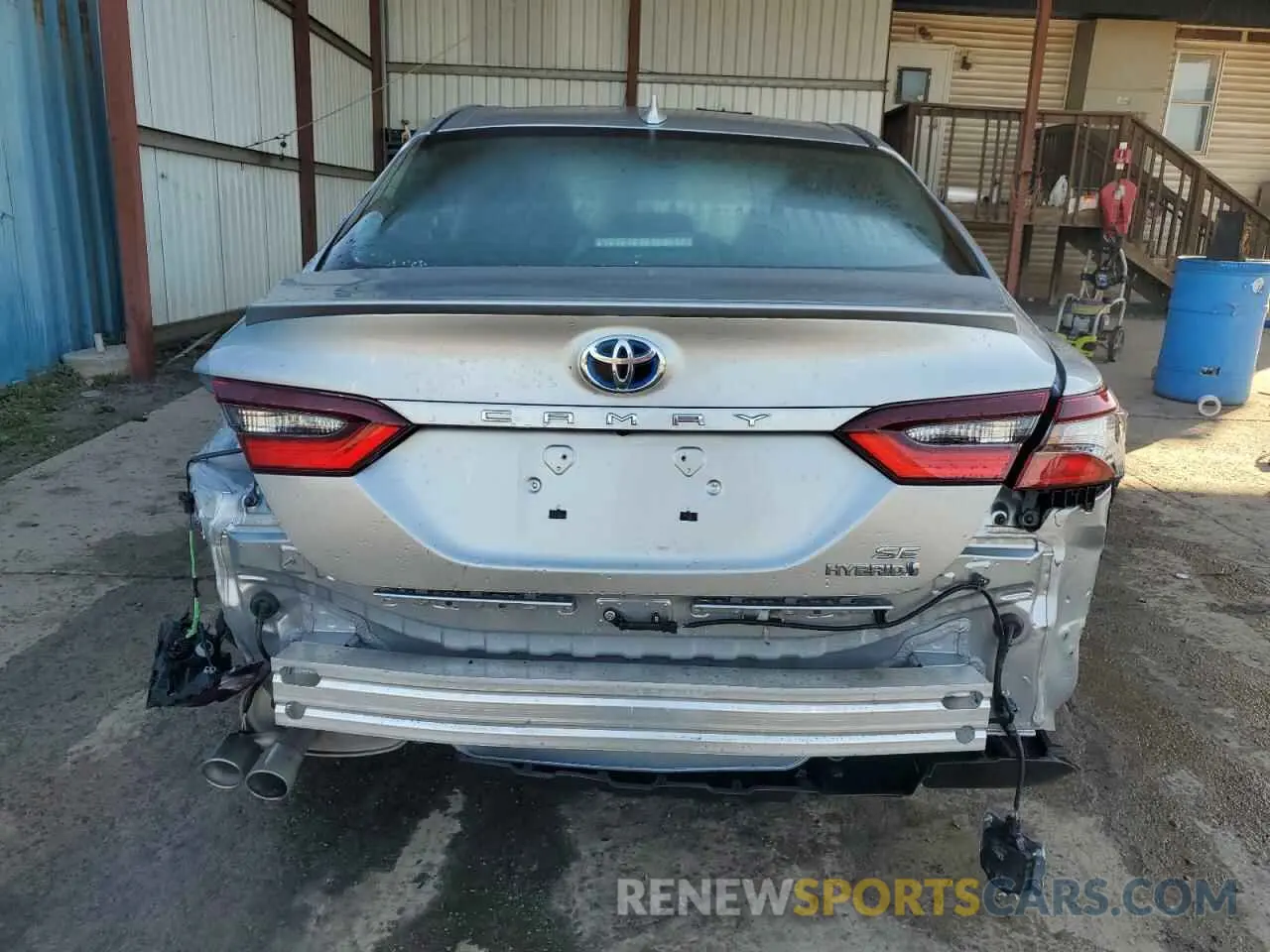 6 Photograph of a damaged car 4T1S31AK9PU611746 TOYOTA CAMRY 2023