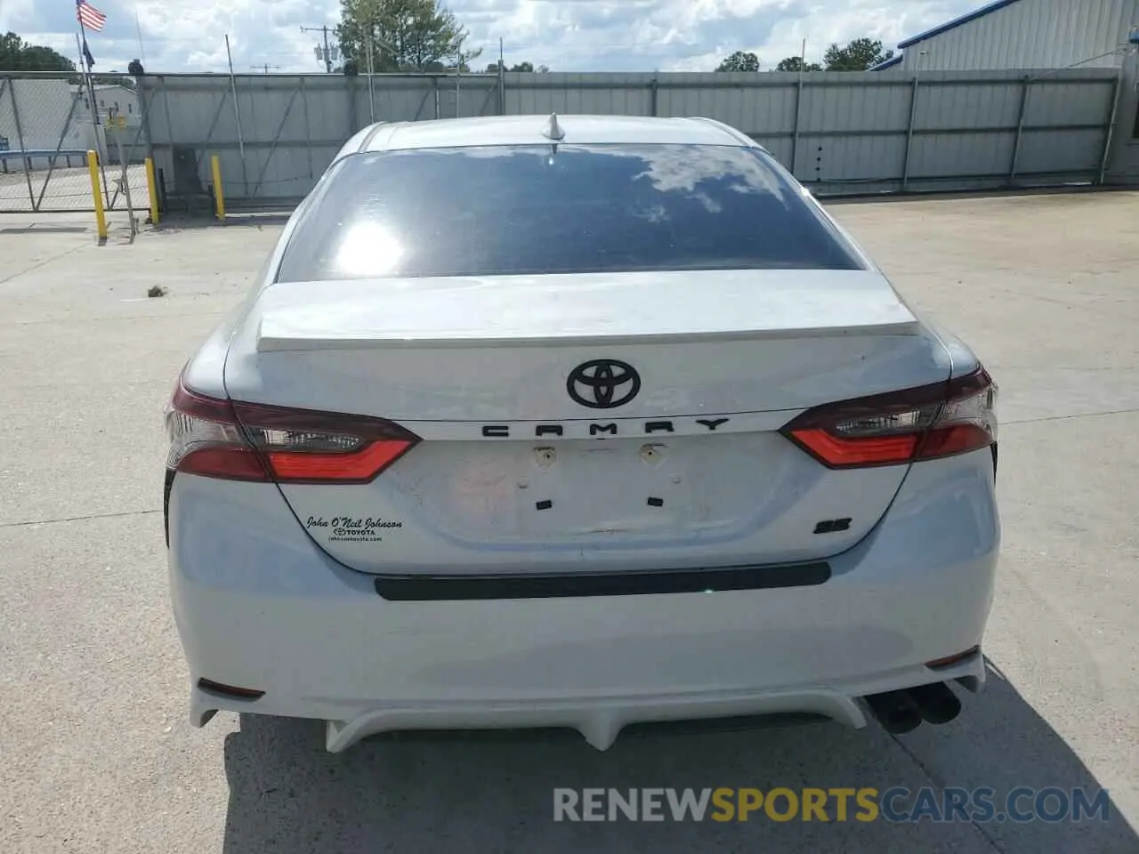 6 Photograph of a damaged car 4T1T11AK2PU169337 TOYOTA CAMRY 2023