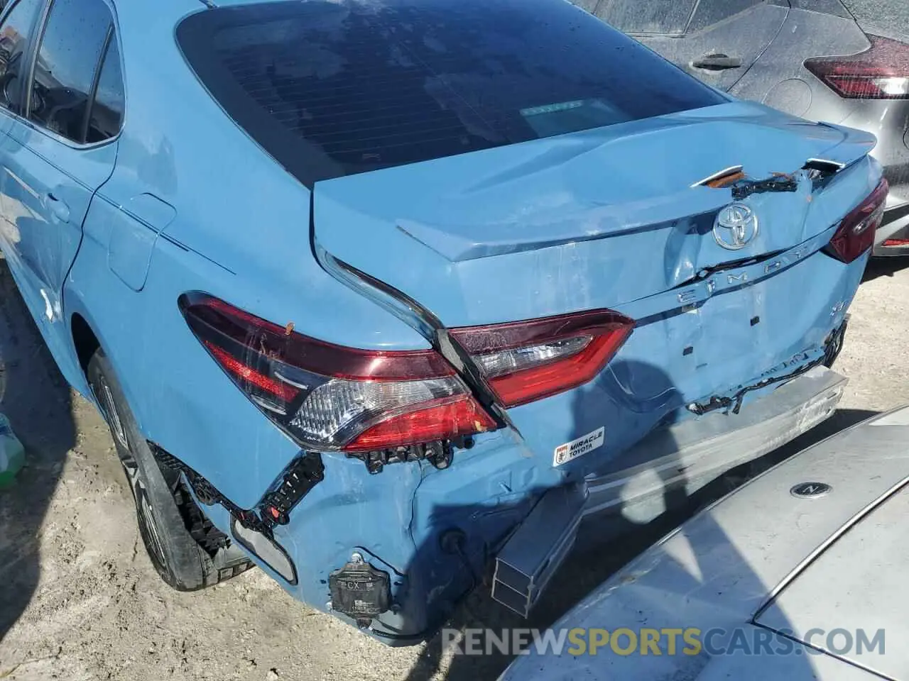 6 Photograph of a damaged car 4T1T11AK3PU081526 TOYOTA CAMRY 2023