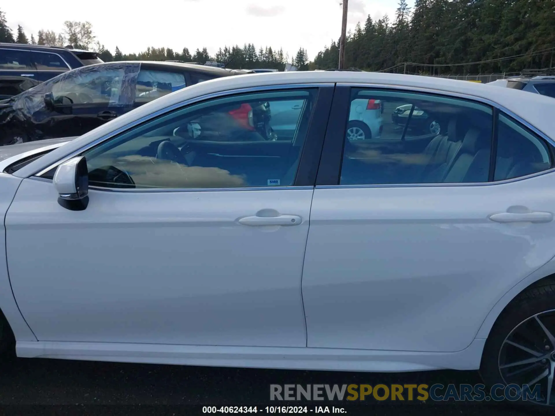 15 Photograph of a damaged car 4T1T11AK3PU753519 TOYOTA CAMRY 2023