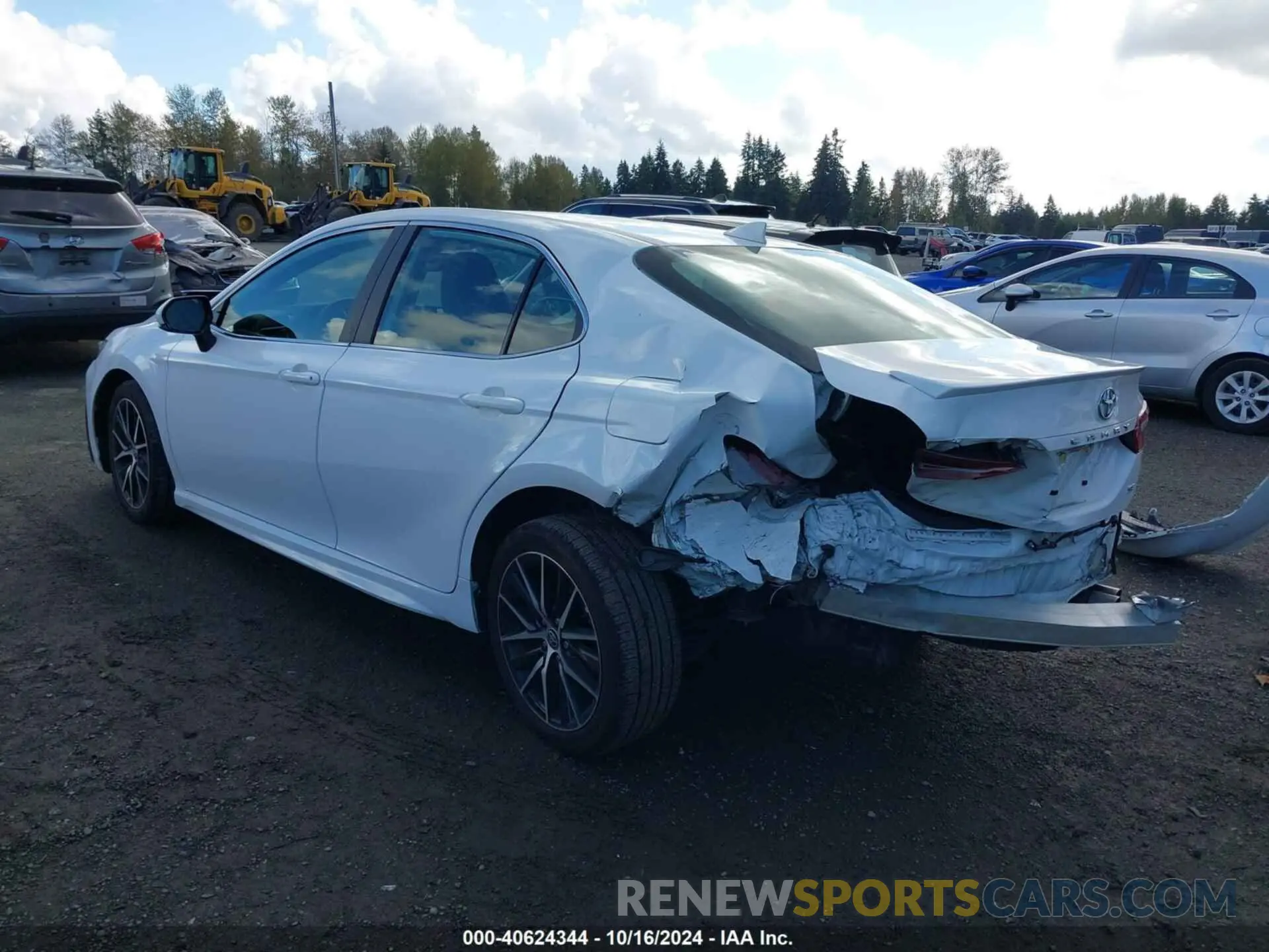 3 Photograph of a damaged car 4T1T11AK3PU753519 TOYOTA CAMRY 2023