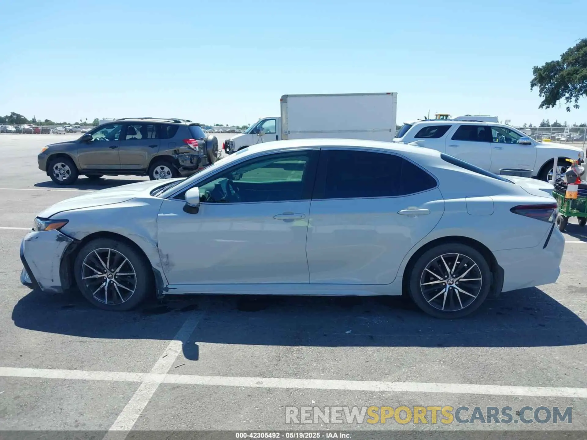 14 Photograph of a damaged car 4T1T11AK4PU111150 TOYOTA CAMRY 2023
