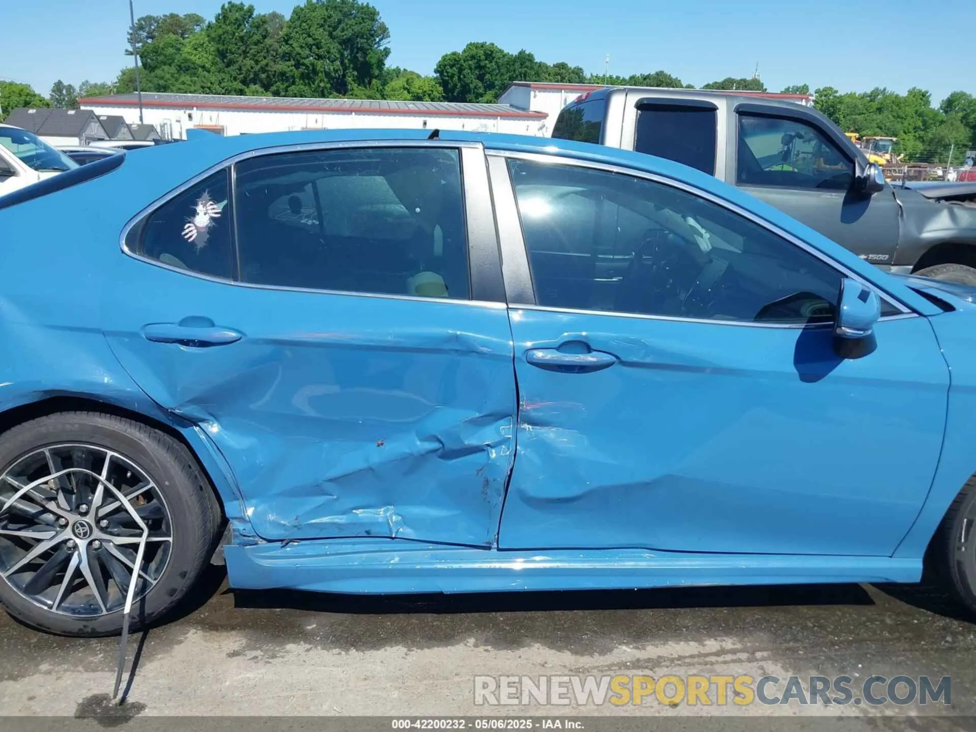 18 Photograph of a damaged car 4T1T11AK4PU131589 TOYOTA CAMRY 2023