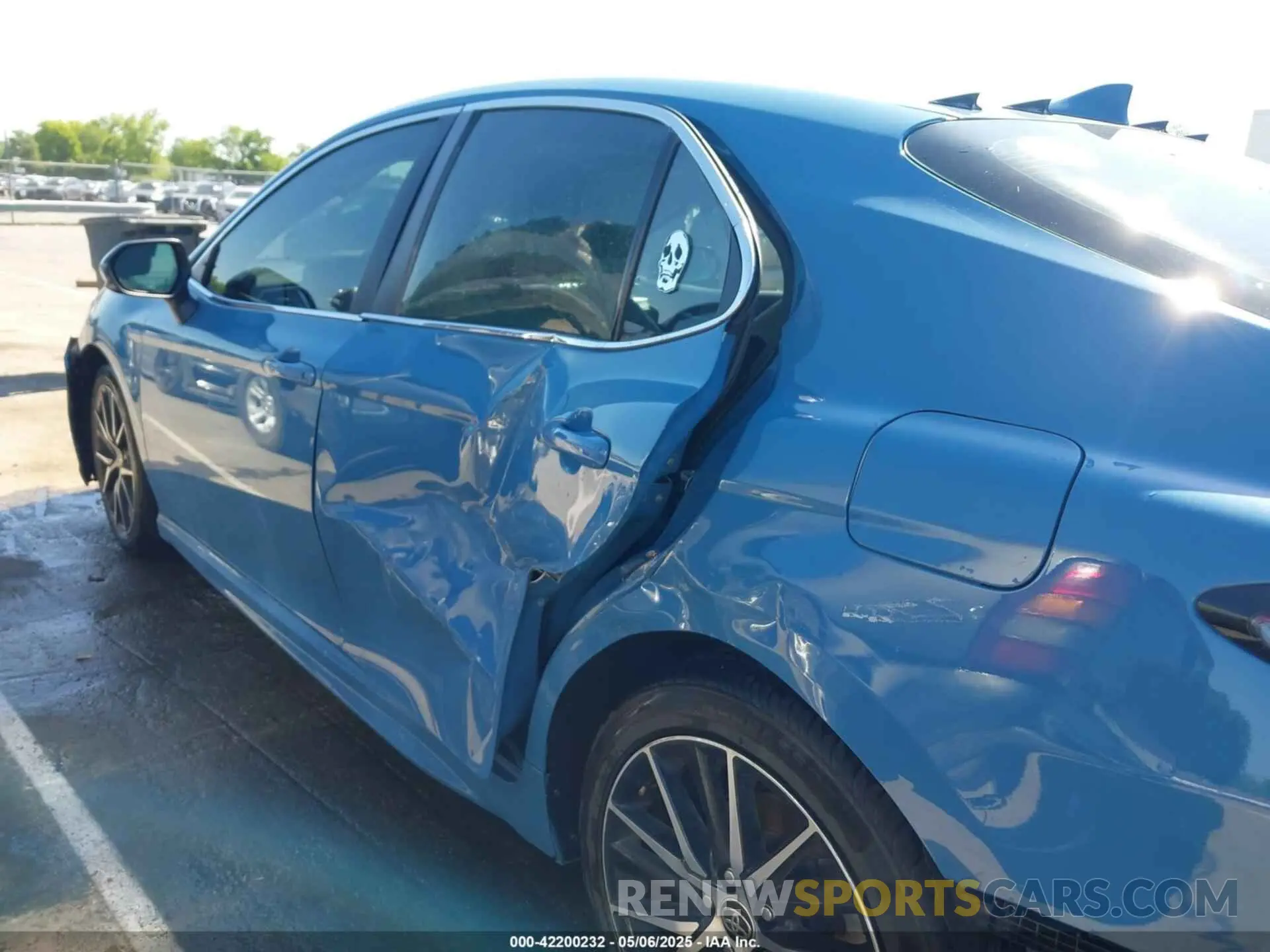 6 Photograph of a damaged car 4T1T11AK4PU131589 TOYOTA CAMRY 2023