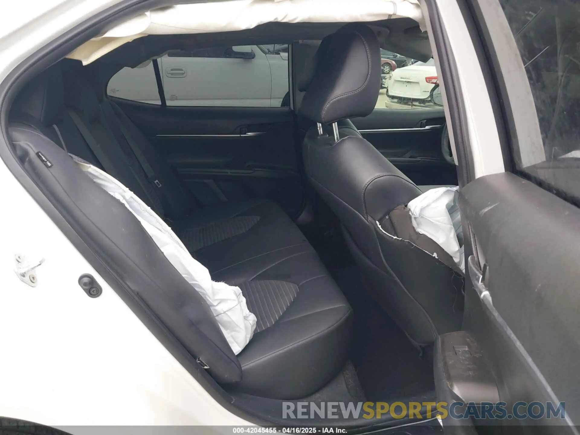 8 Photograph of a damaged car 4T1T11AK4PU777487 TOYOTA CAMRY 2023