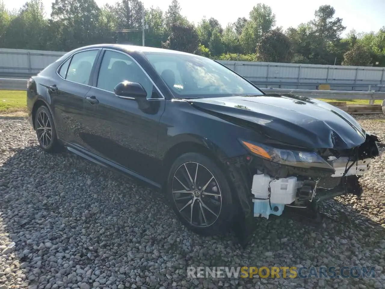 4 Photograph of a damaged car 4T1T11AK4PU826428 TOYOTA CAMRY 2023