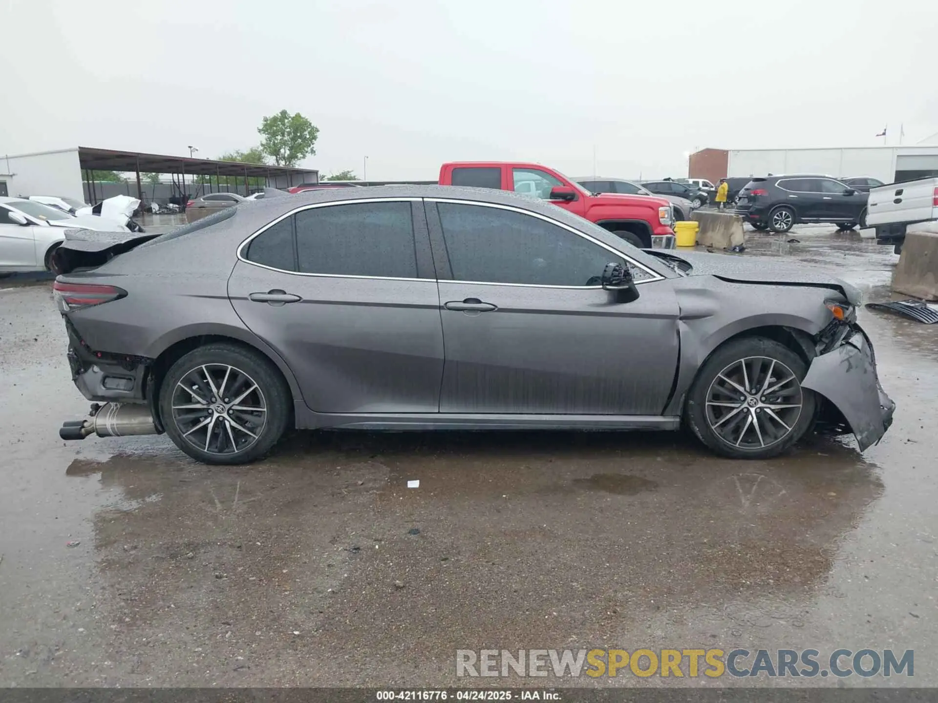 14 Photograph of a damaged car 4T1T11AK5PU784531 TOYOTA CAMRY 2023