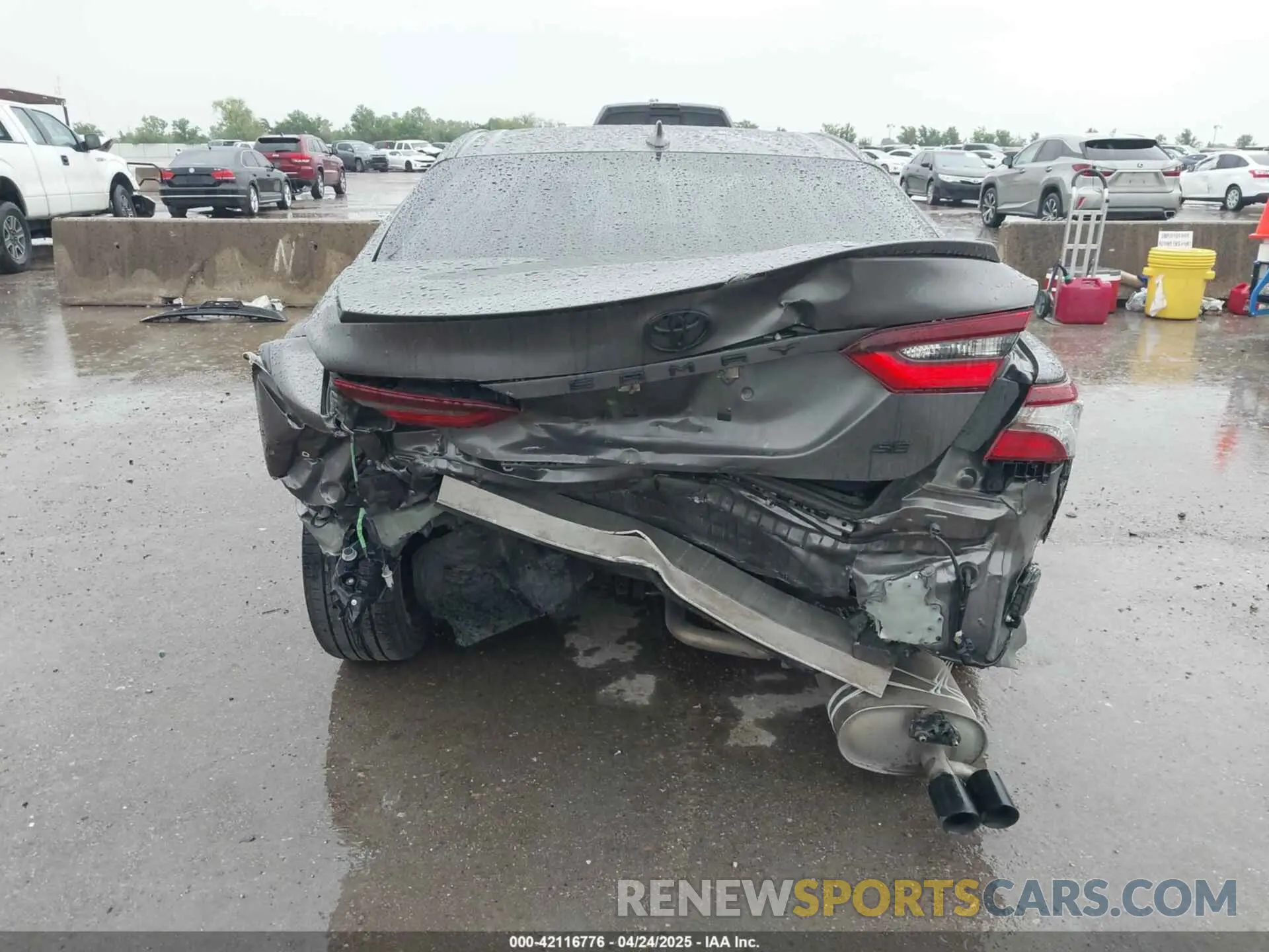 17 Photograph of a damaged car 4T1T11AK5PU784531 TOYOTA CAMRY 2023