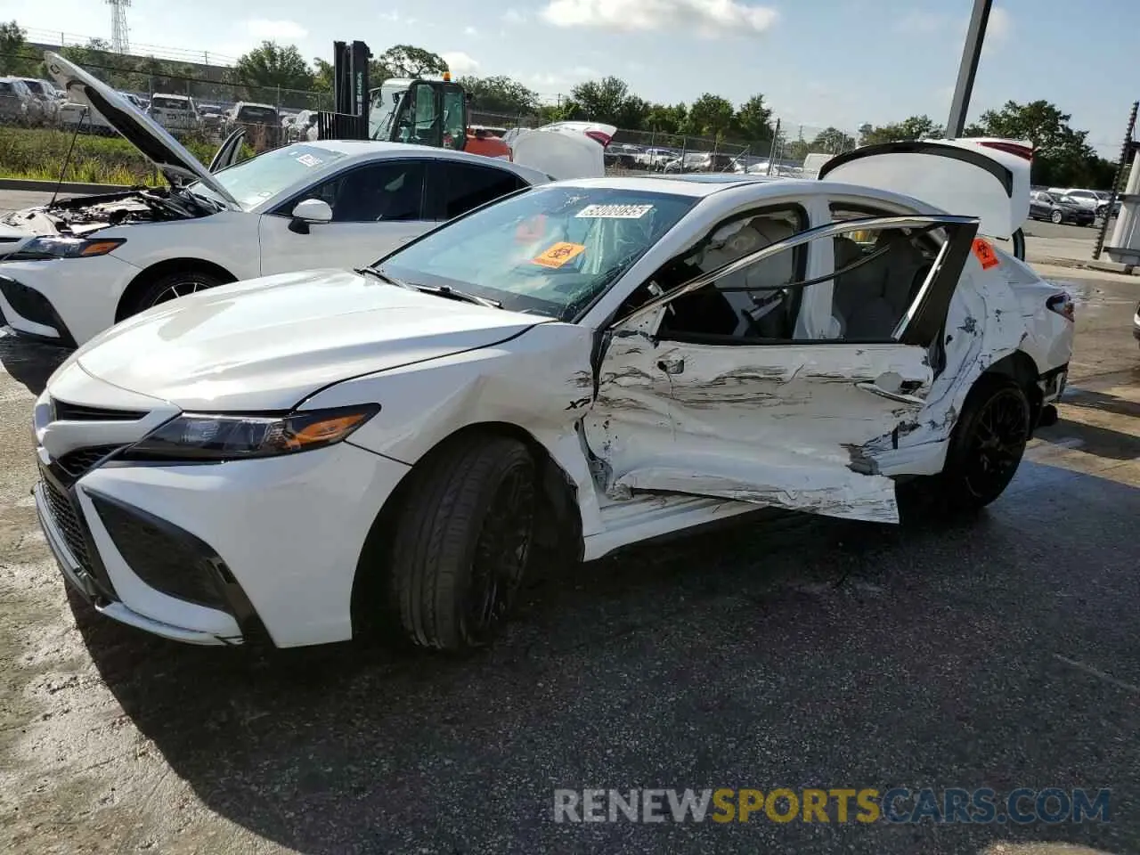 1 Photograph of a damaged car 4T1T11AK5PU786022 TOYOTA CAMRY 2023
