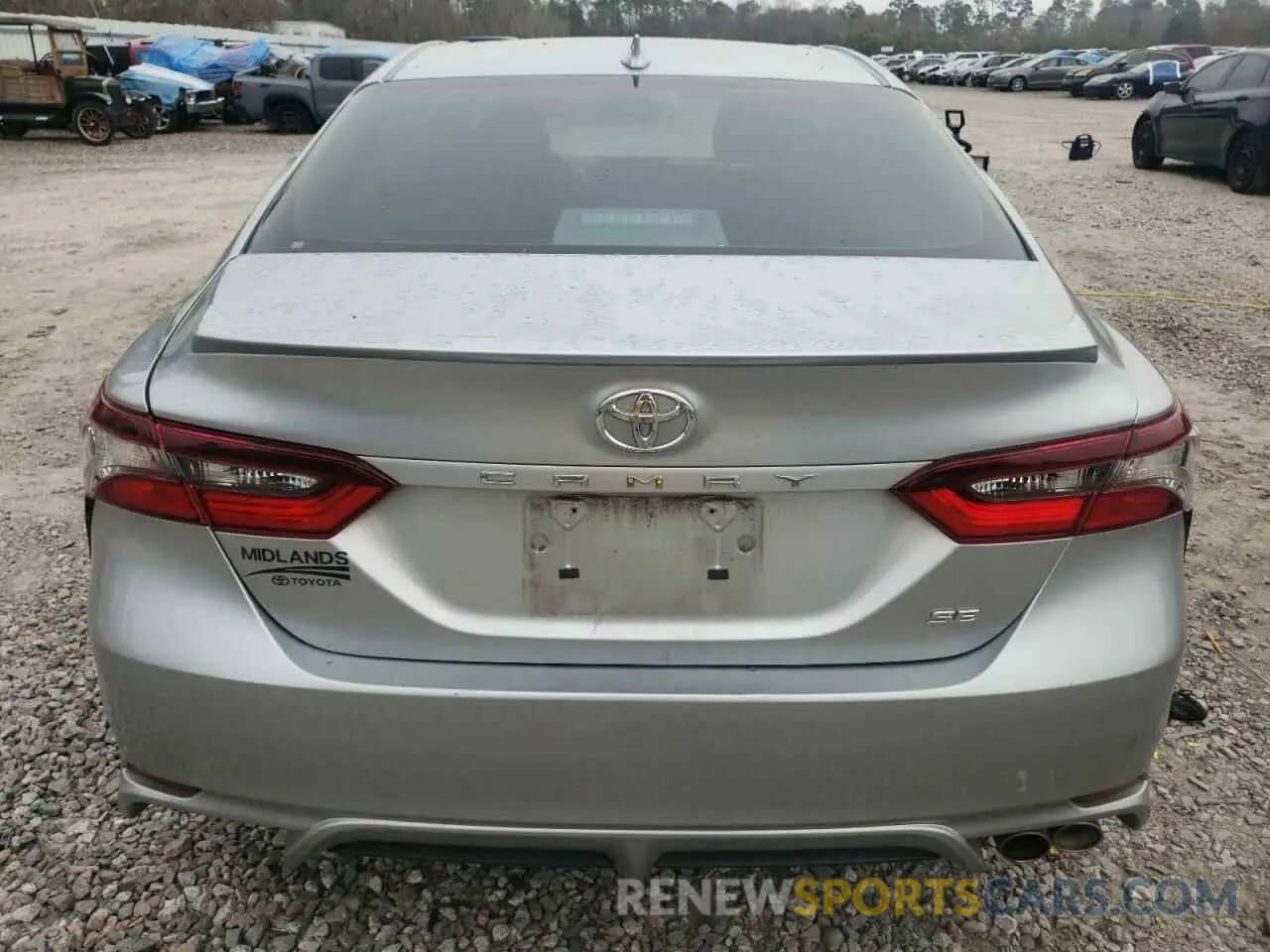 6 Photograph of a damaged car 4T1T11AK5PU791818 TOYOTA CAMRY 2023