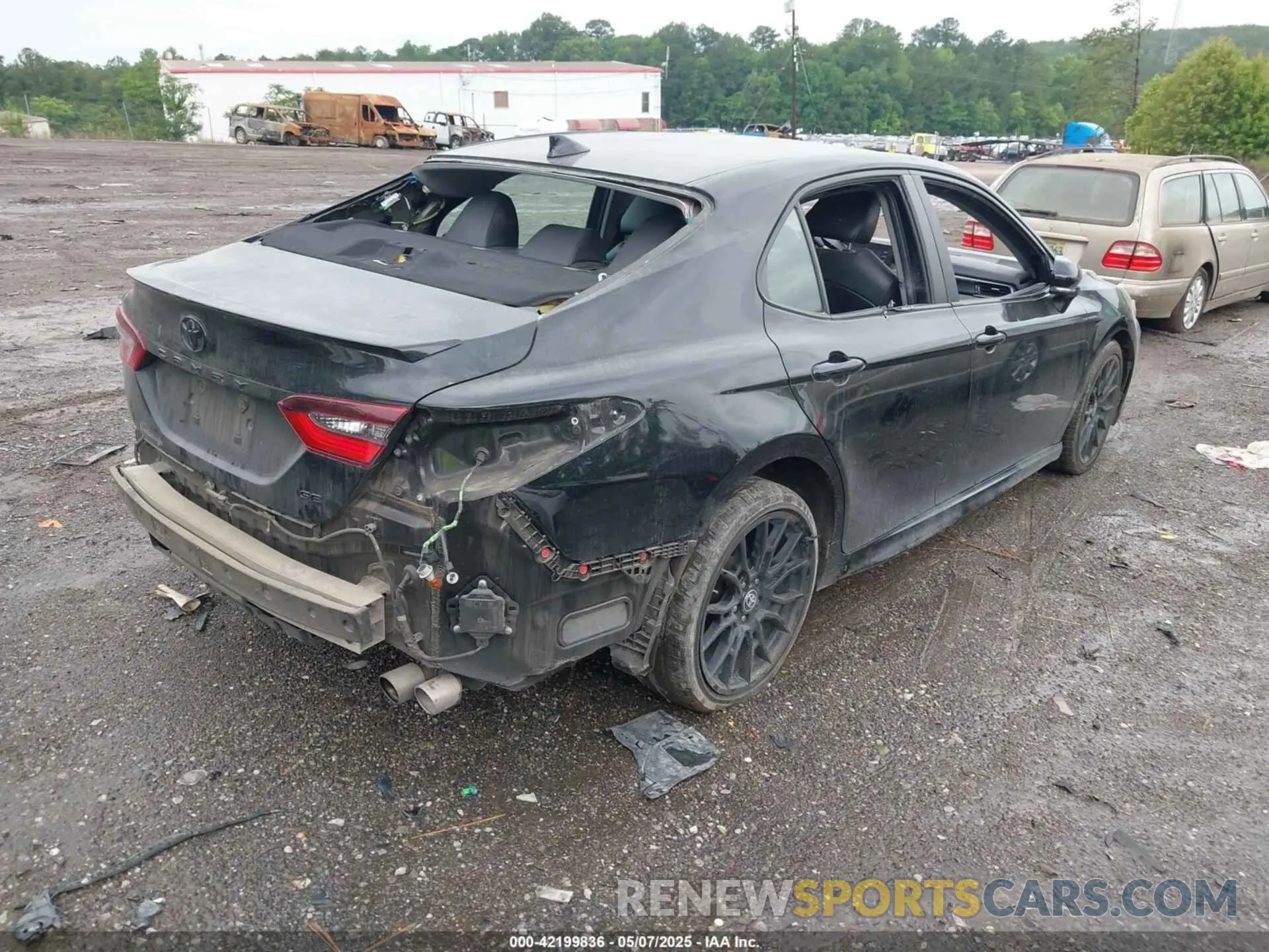 4 Photograph of a damaged car 4T1T11AK6PU112350 TOYOTA CAMRY 2023