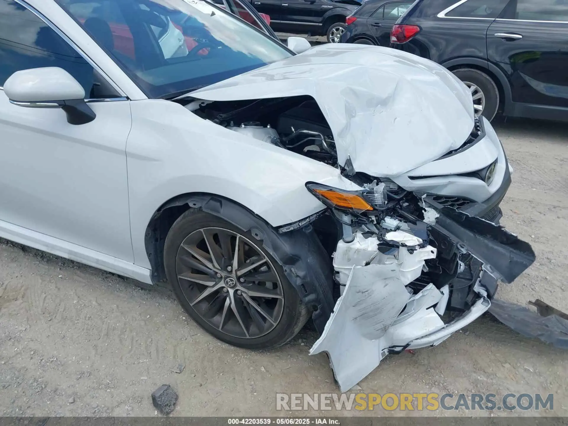 6 Photograph of a damaged car 4T1T11AK6PU143727 TOYOTA CAMRY 2023