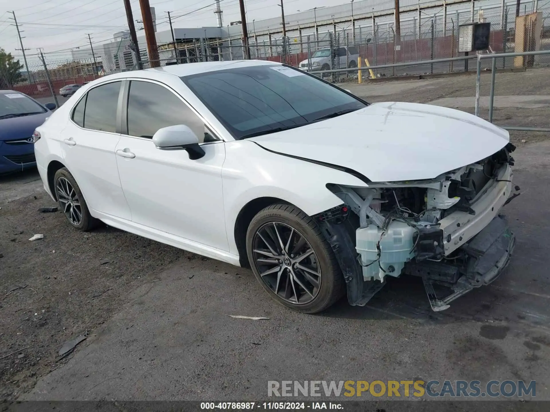 1 Photograph of a damaged car 4T1T11AK6PU809971 TOYOTA CAMRY 2023