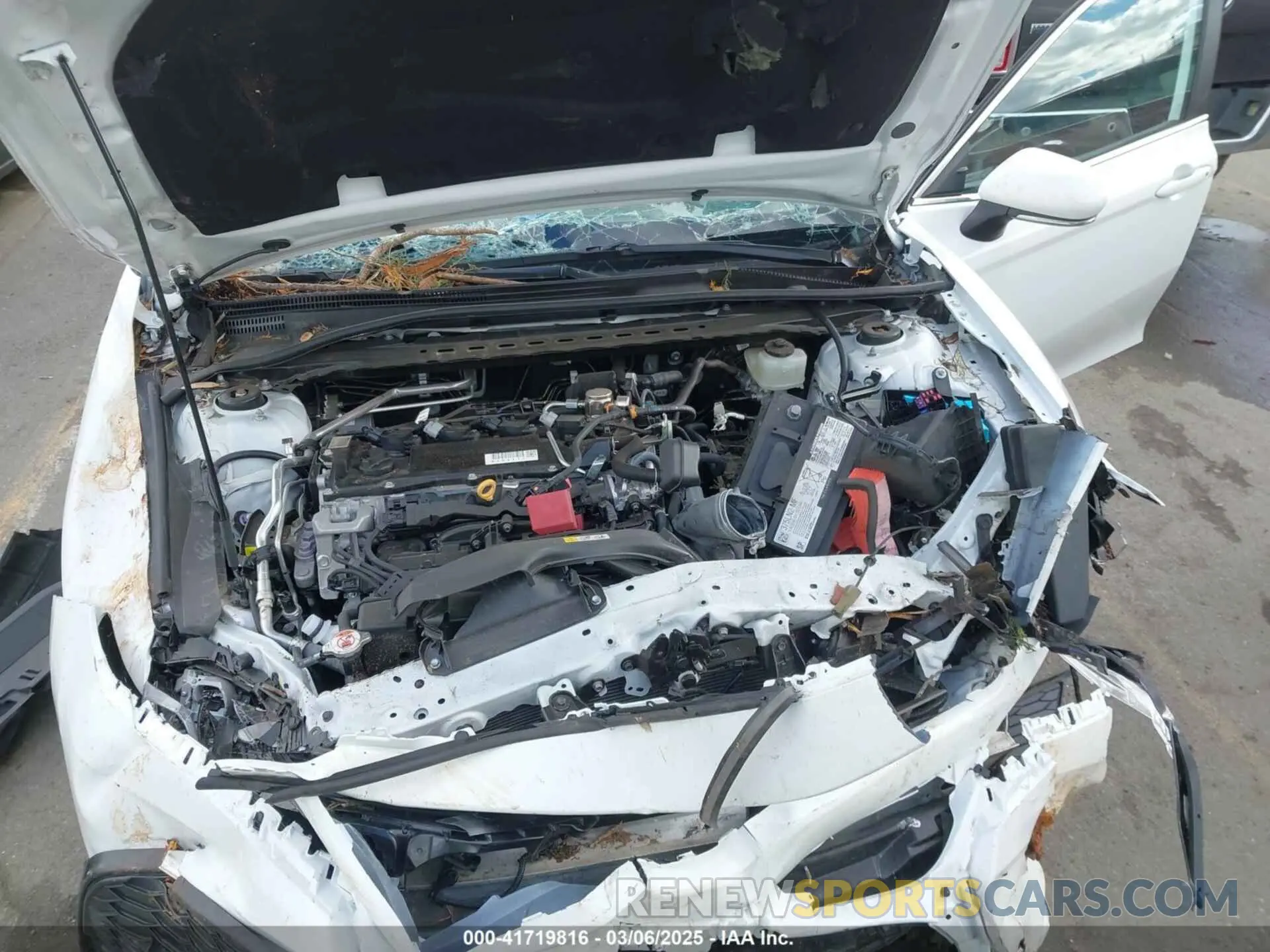 10 Photograph of a damaged car 4T1T11AK7PU818257 TOYOTA CAMRY 2023