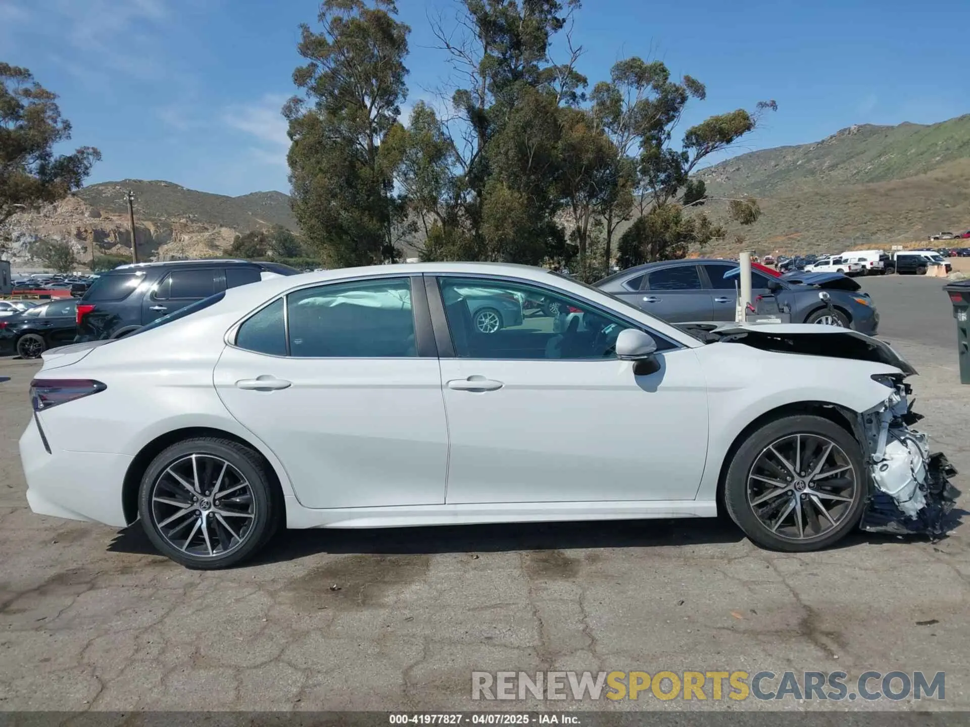 14 Photograph of a damaged car 4T1T11AK8PU138805 TOYOTA CAMRY 2023