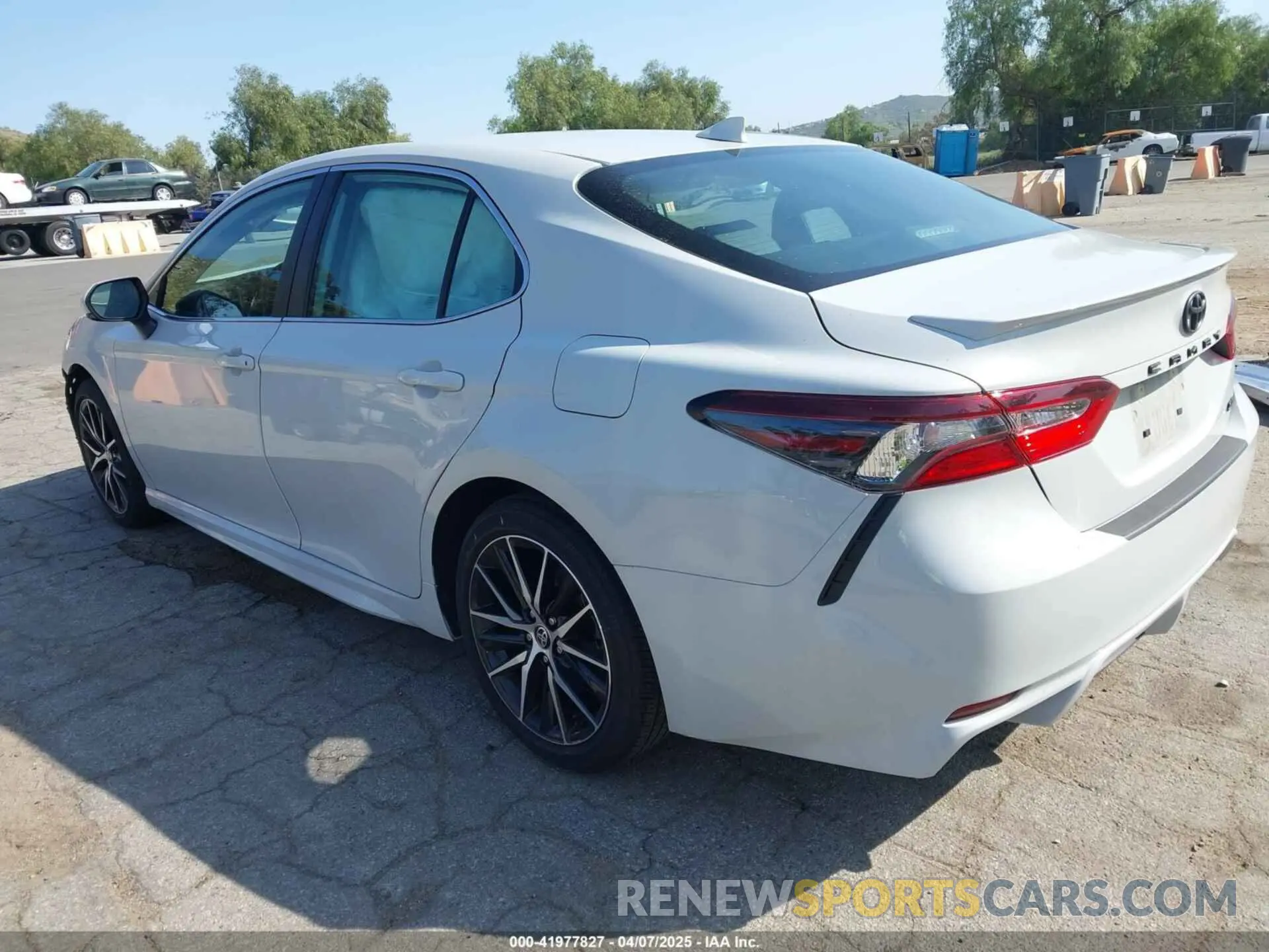 3 Photograph of a damaged car 4T1T11AK8PU138805 TOYOTA CAMRY 2023