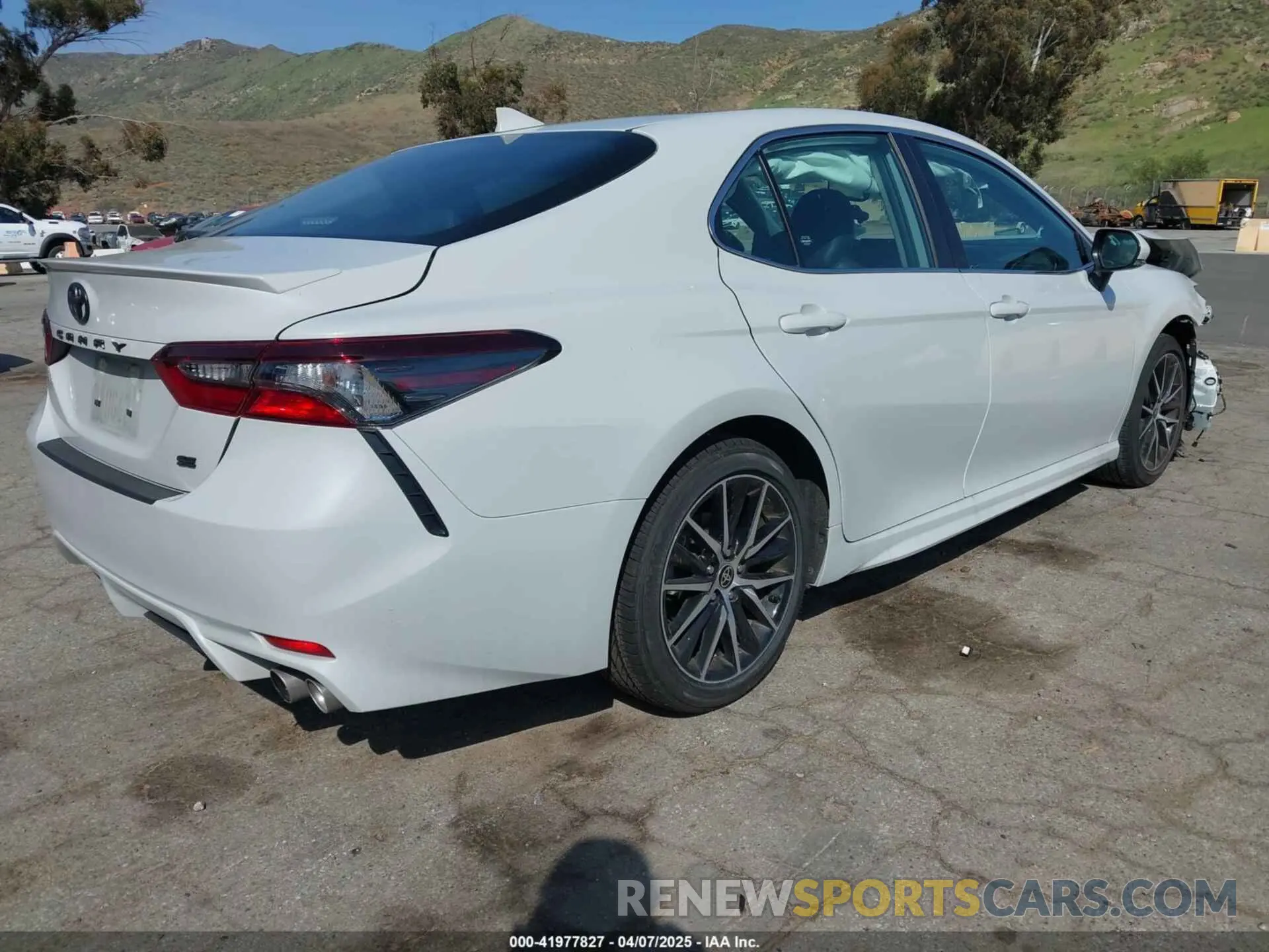 4 Photograph of a damaged car 4T1T11AK8PU138805 TOYOTA CAMRY 2023