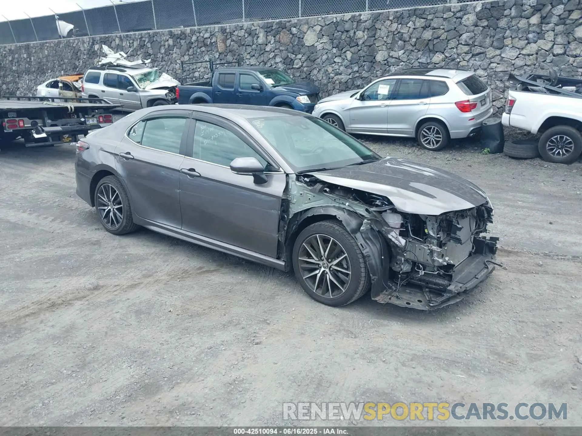 1 Photograph of a damaged car 4T1T11AK8PU150579 TOYOTA CAMRY 2023