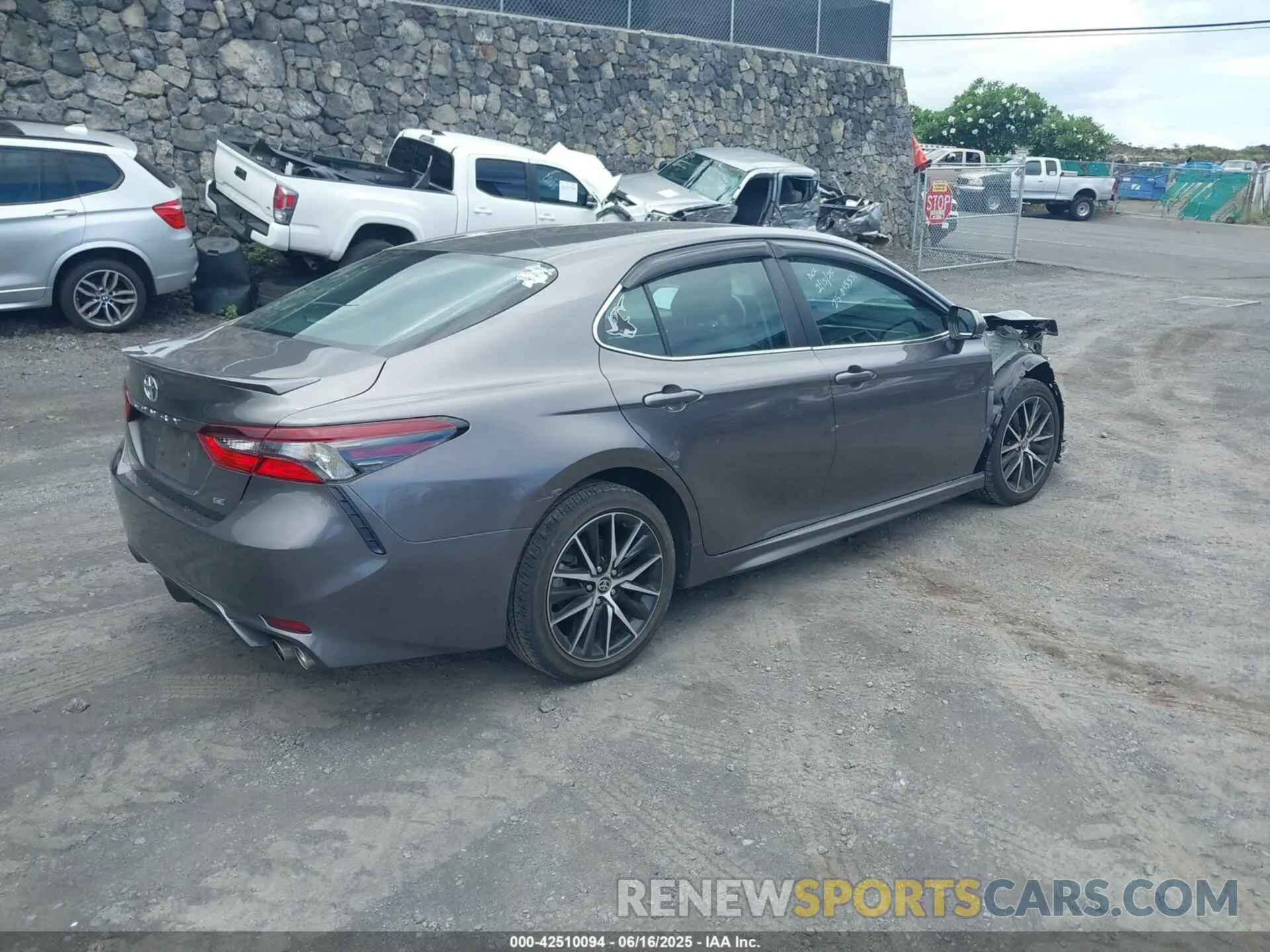 4 Photograph of a damaged car 4T1T11AK8PU150579 TOYOTA CAMRY 2023