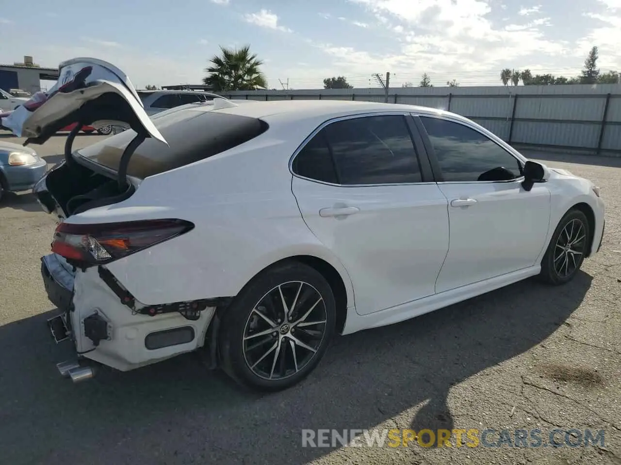3 Photograph of a damaged car 4T1T11AK8PU831440 TOYOTA CAMRY 2023