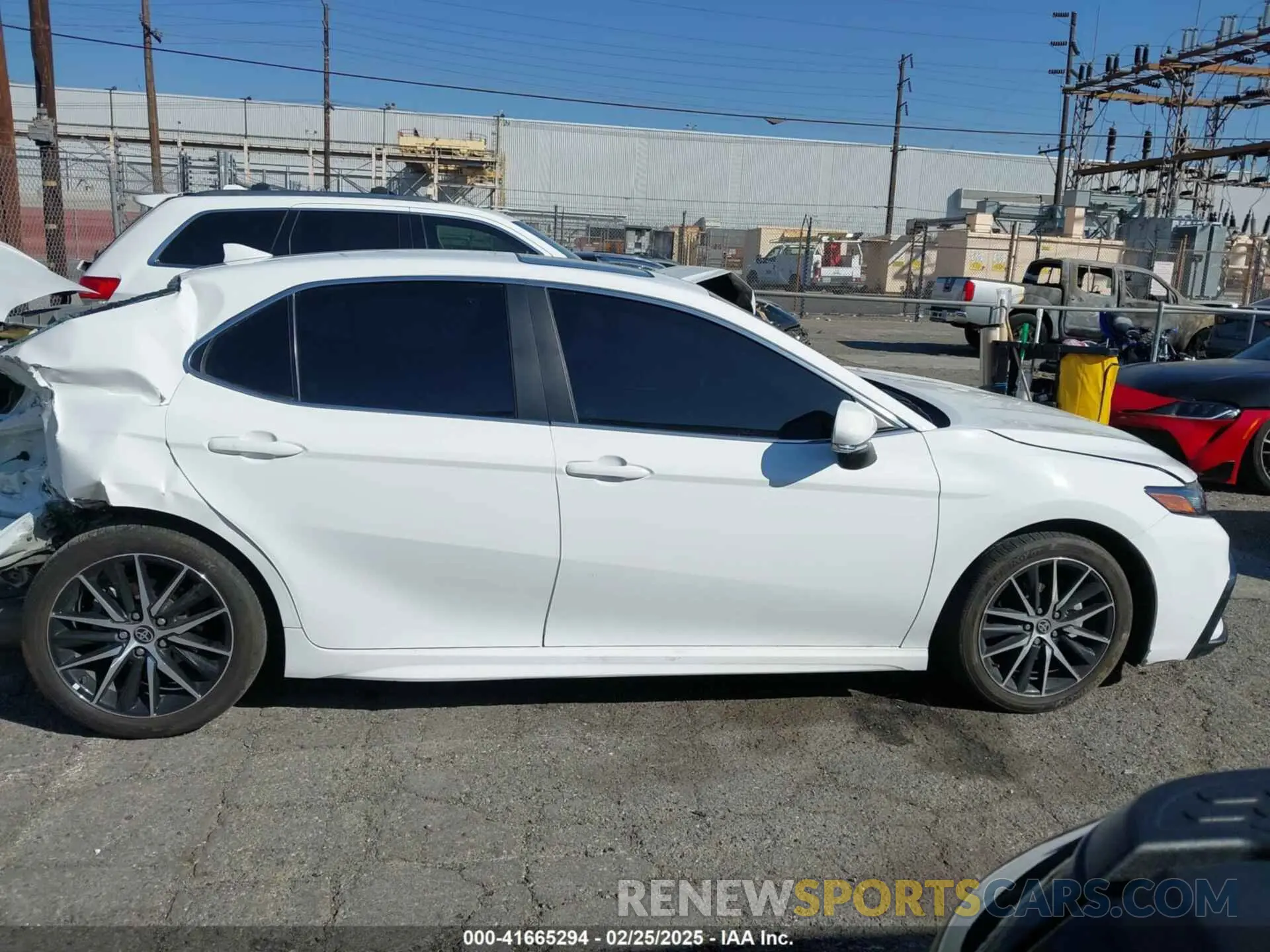 14 Photograph of a damaged car 4T1T11AK8PU833348 TOYOTA CAMRY 2023