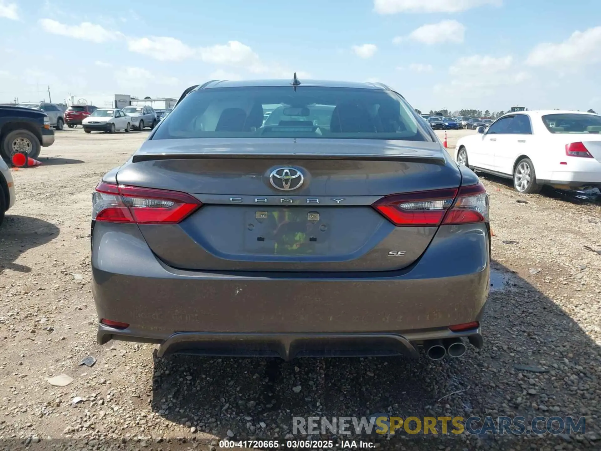 16 Photograph of a damaged car 4T1T11AK9PU790123 TOYOTA CAMRY 2023