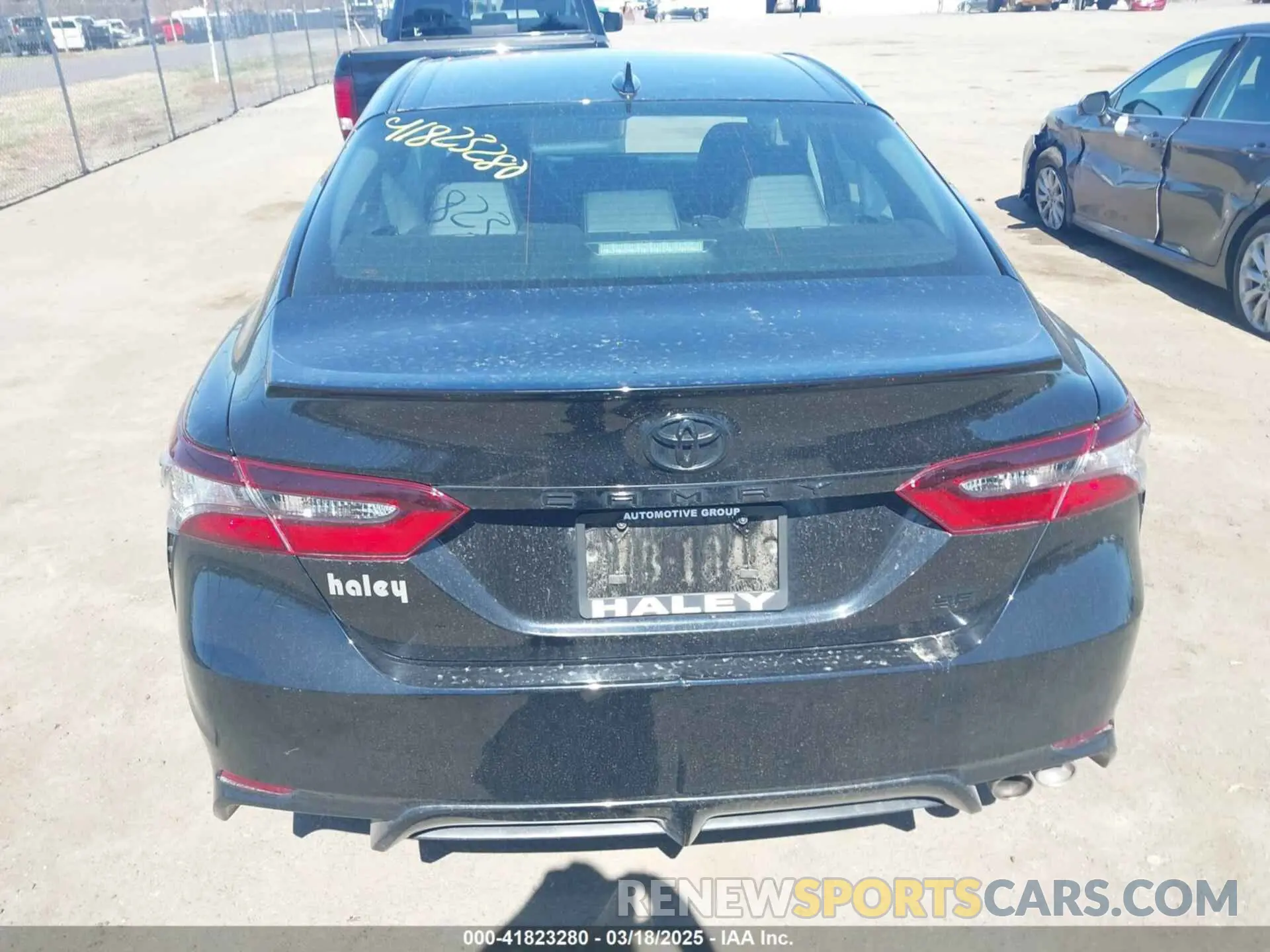 16 Photograph of a damaged car 4T1T11AKXPU111010 TOYOTA CAMRY 2023