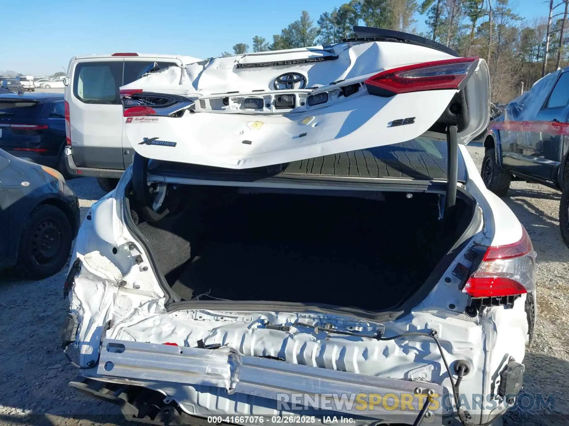 16 Photograph of a damaged car 4T1T11AKXPU167223 TOYOTA CAMRY 2023