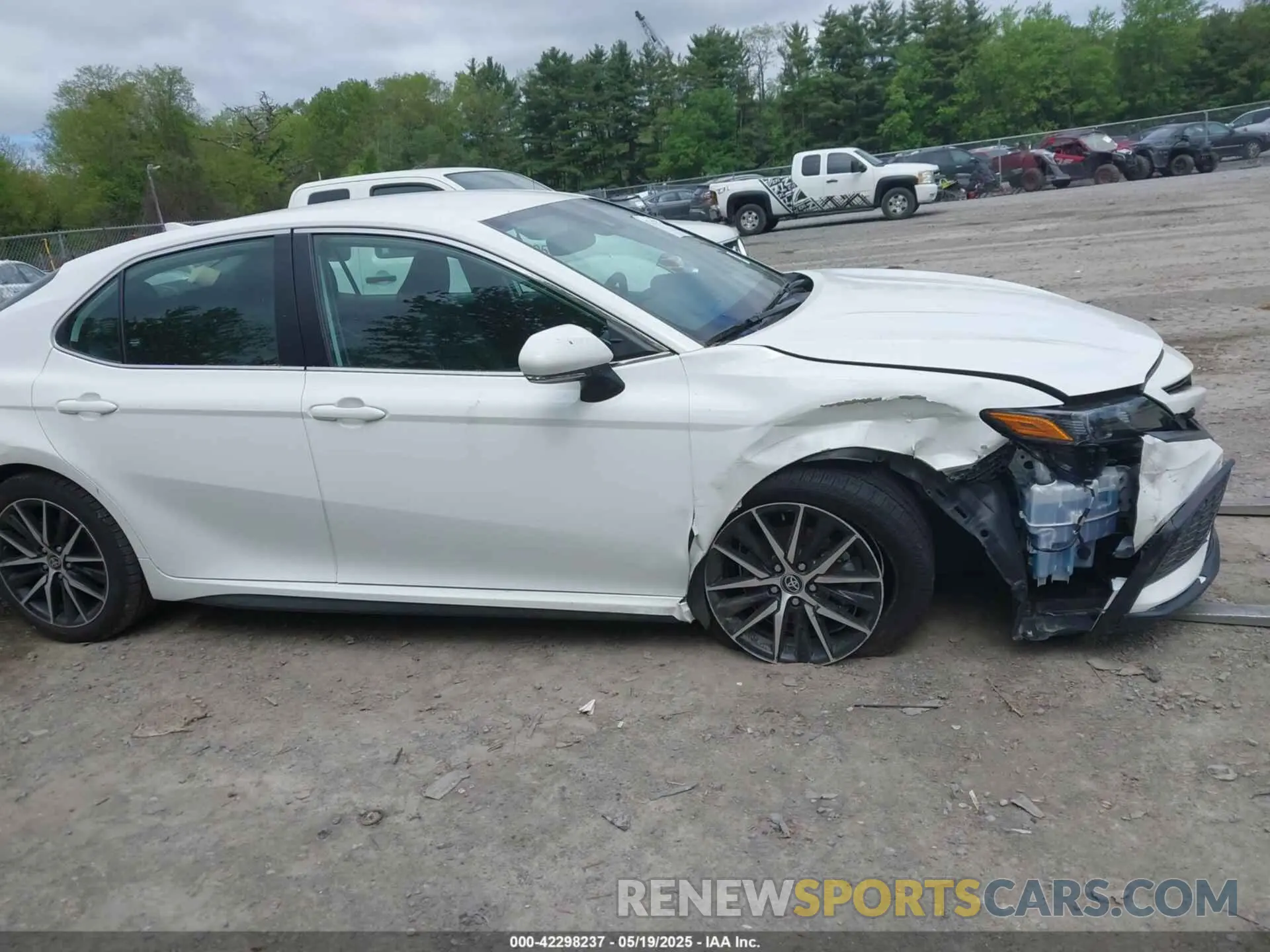 13 Photograph of a damaged car 4T1T11BK3PU105645 TOYOTA CAMRY 2023