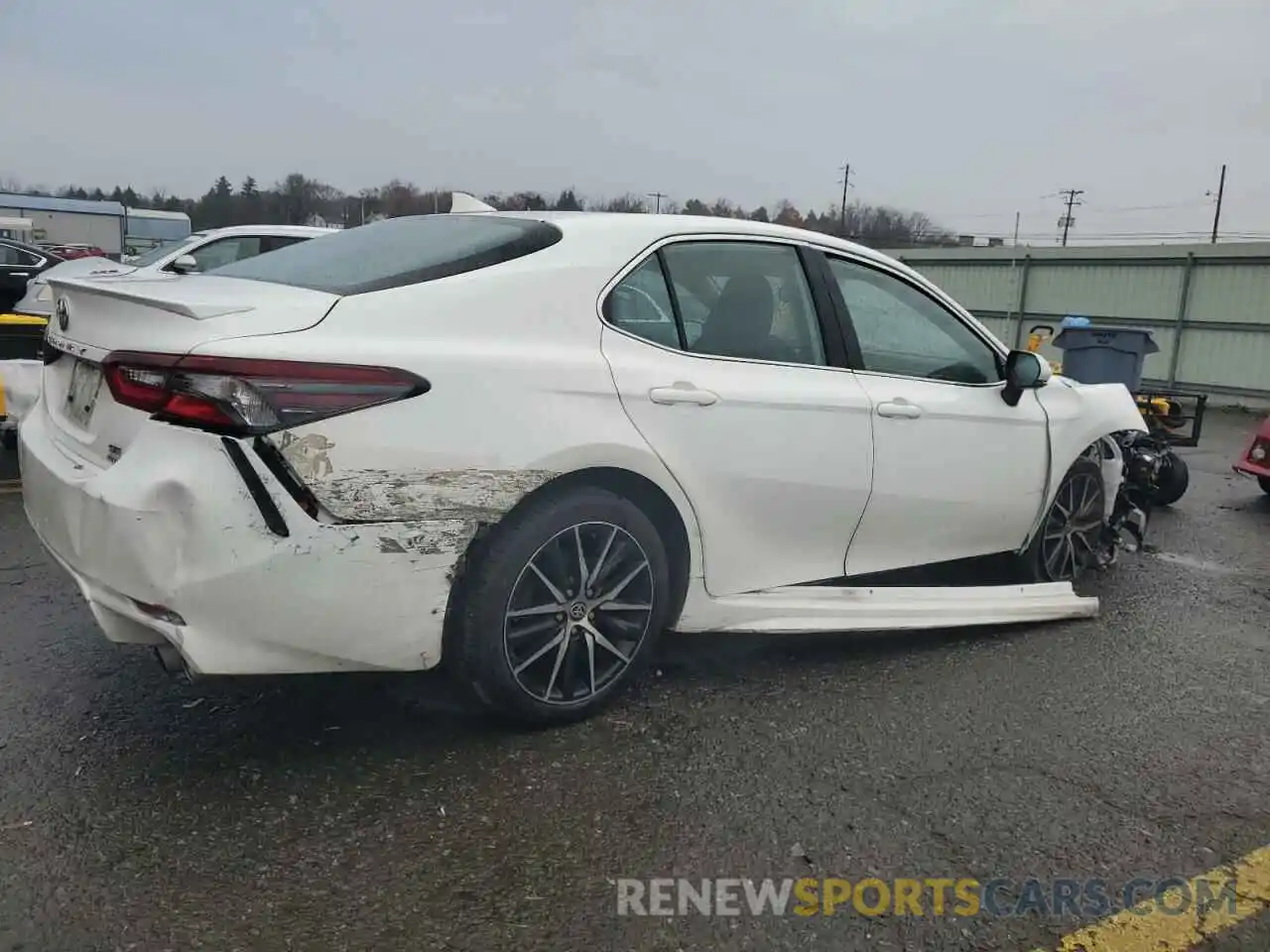 3 Photograph of a damaged car 4T1T11BK6PU096438 TOYOTA CAMRY 2023