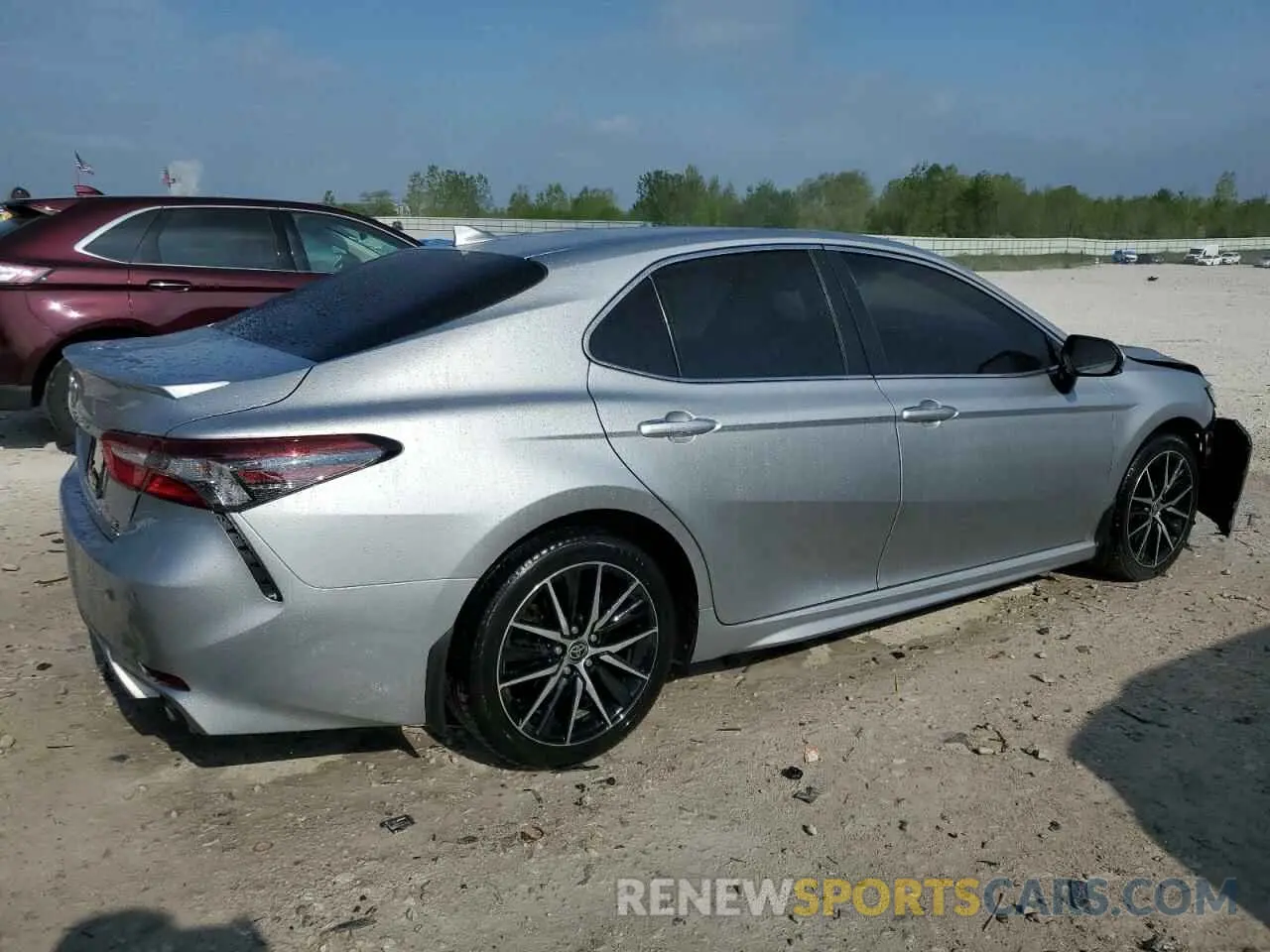 3 Photograph of a damaged car 4T1T11BK7PU081169 TOYOTA CAMRY 2023