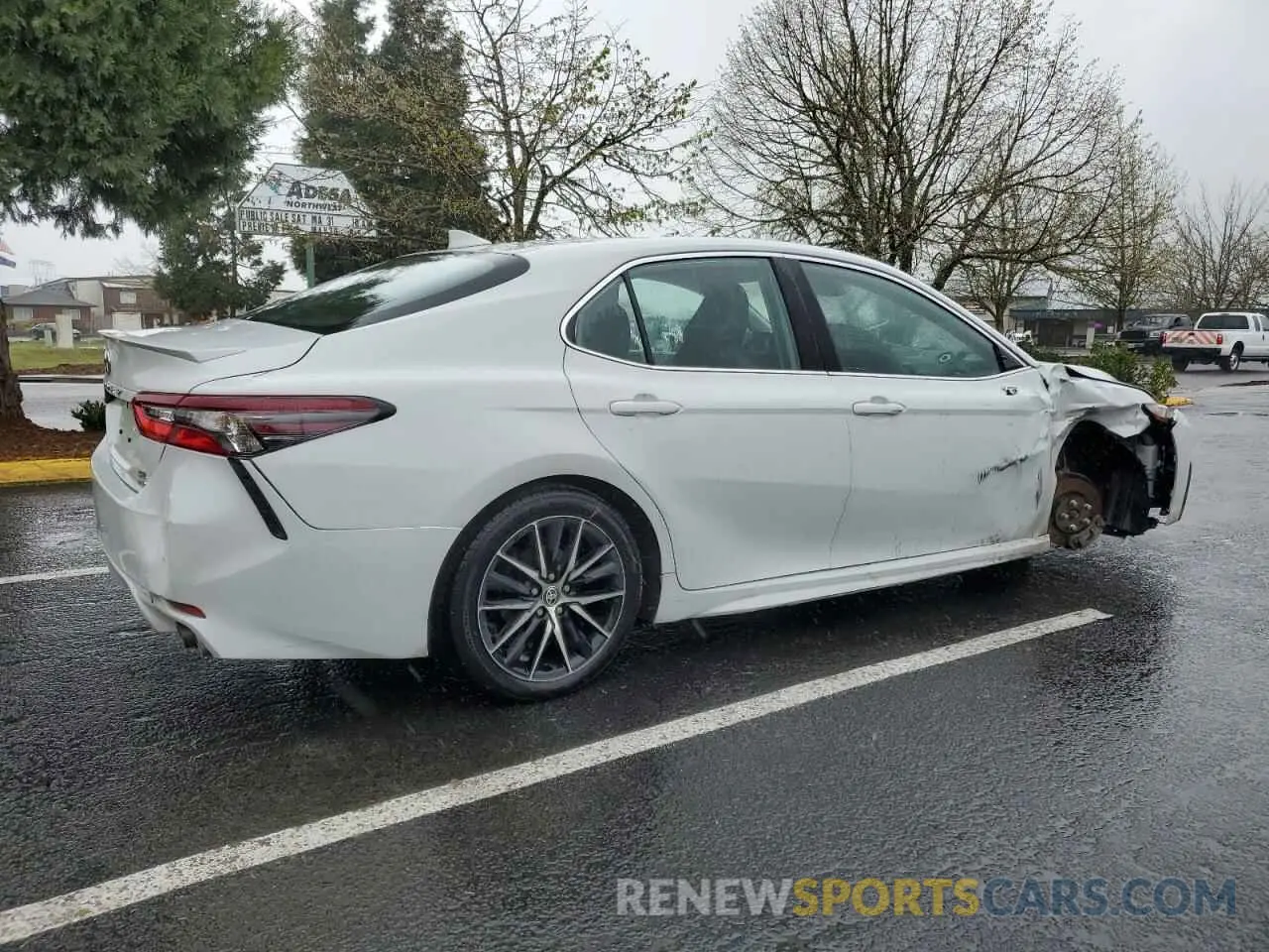 3 Photograph of a damaged car 4T1T11BK7PU086811 TOYOTA CAMRY 2023