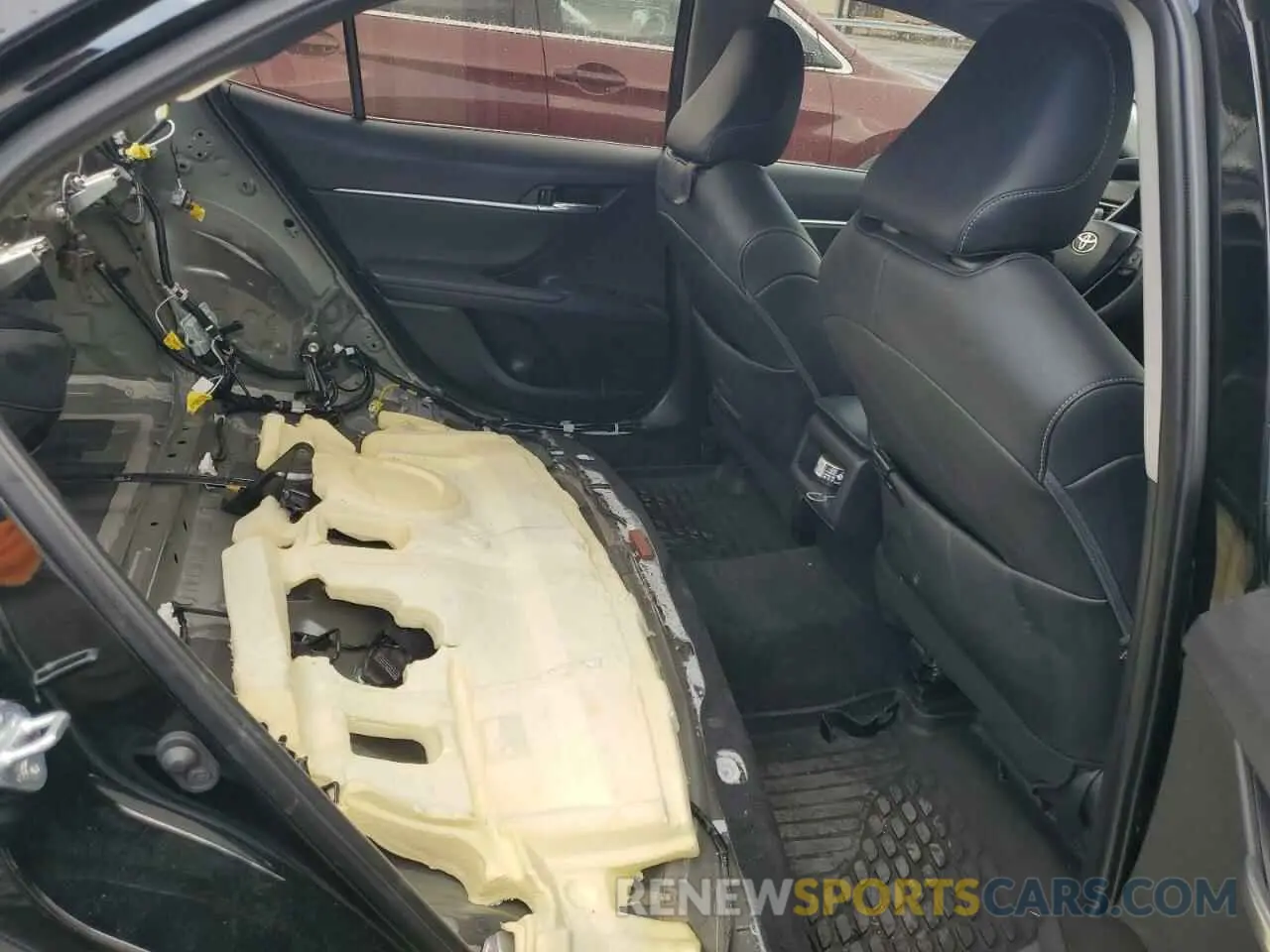 10 Photograph of a damaged car 4T1T11BK9PU078385 TOYOTA CAMRY 2023