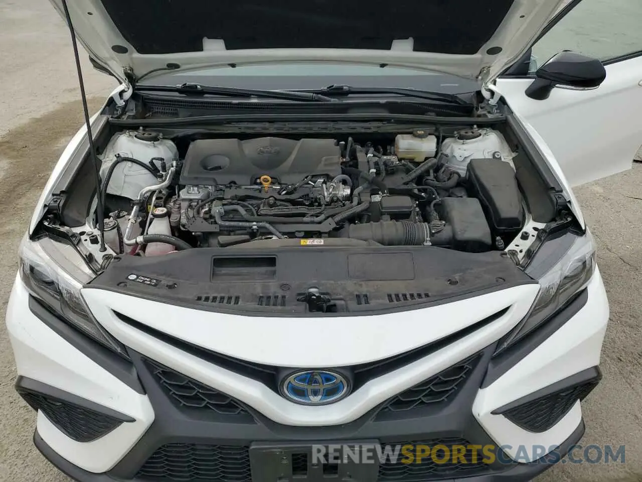 11 Photograph of a damaged car 4T1T31AK0PU047716 TOYOTA CAMRY 2023