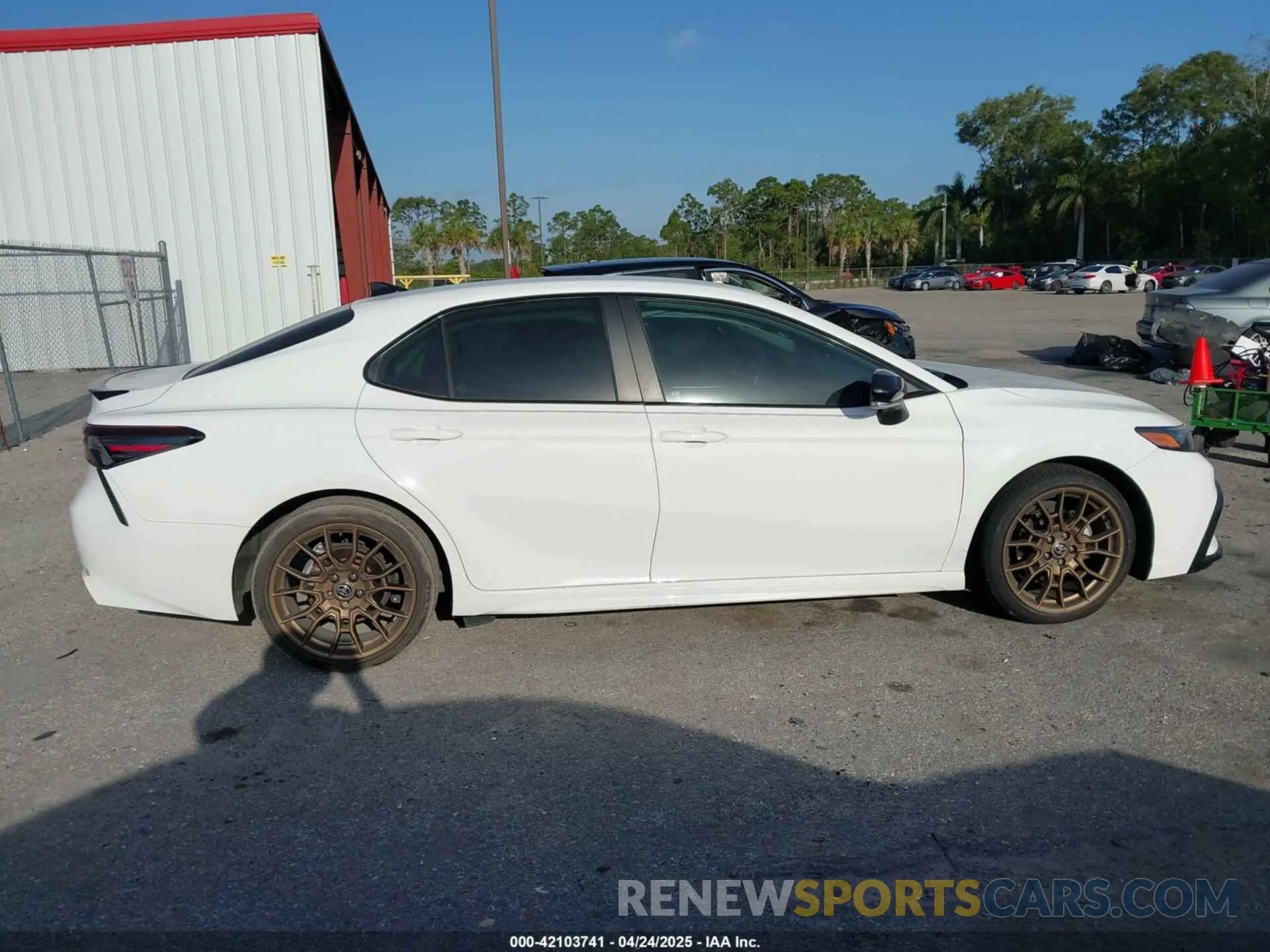 13 Photograph of a damaged car 4T1T31AK2PU050892 TOYOTA CAMRY 2023
