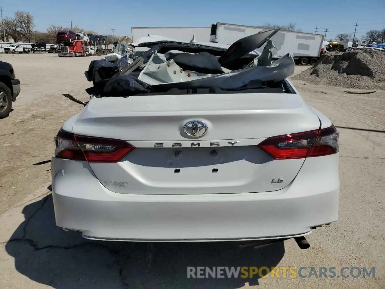 6 Photograph of a damaged car 4T1C11AK0RU197821 TOYOTA CAMRY 2024