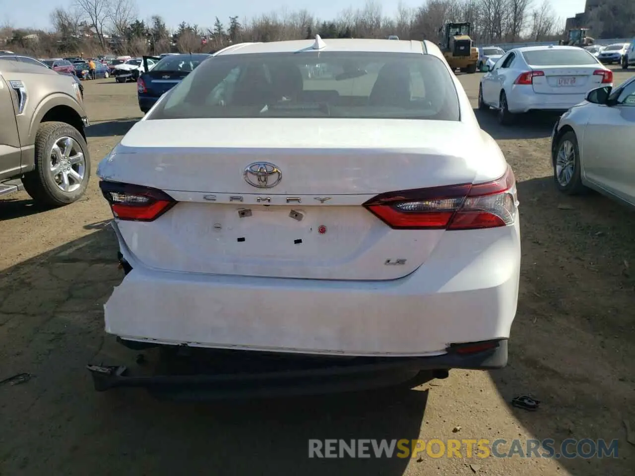 6 Photograph of a damaged car 4T1C11AK0RU202757 TOYOTA CAMRY 2024