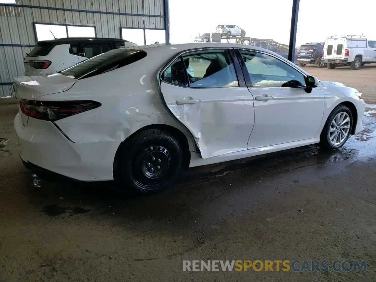 3 Photograph of a damaged car 4T1C11AK0RU224306 TOYOTA CAMRY 2024