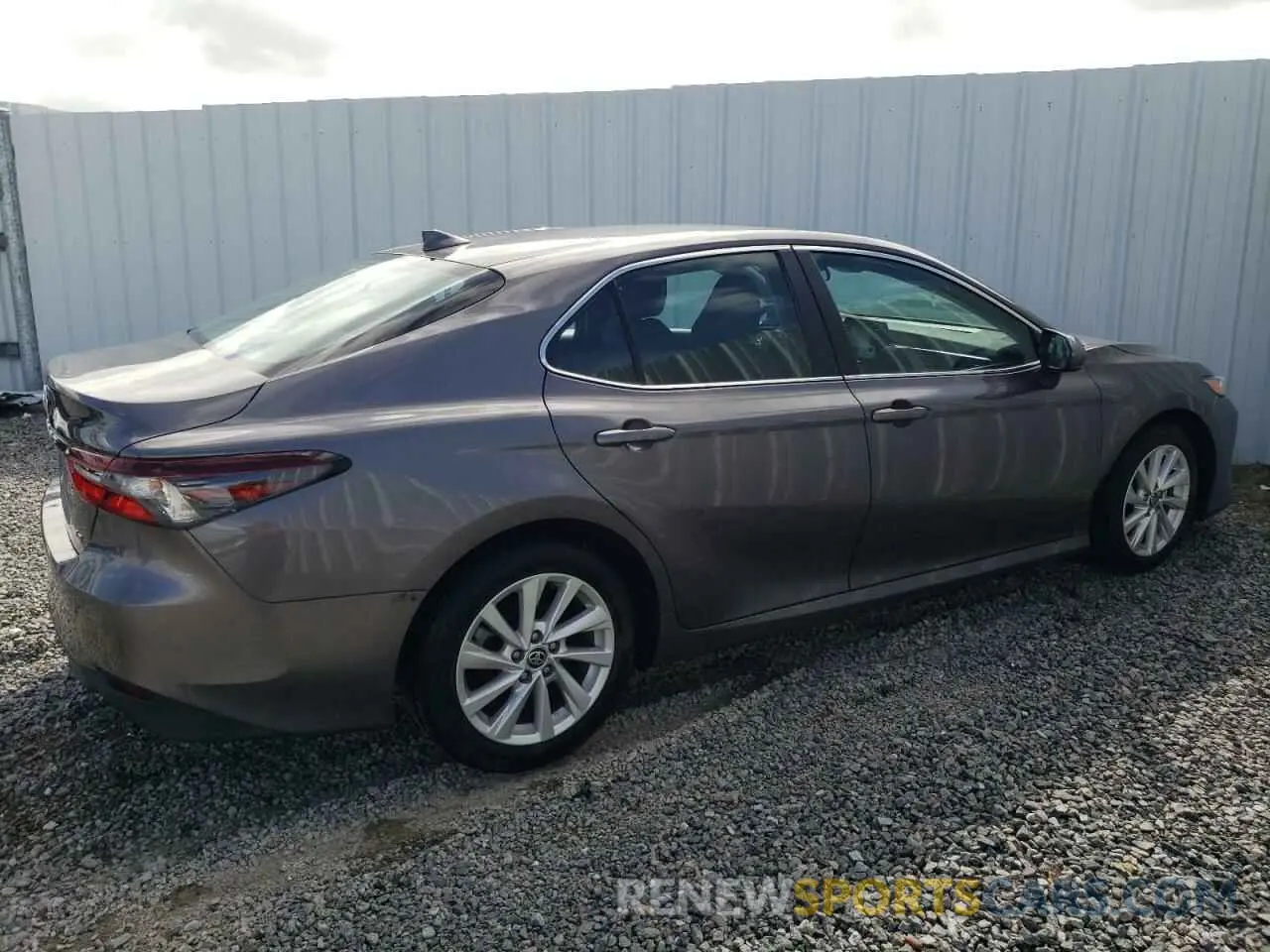 3 Photograph of a damaged car 4T1C11AK0RU850051 TOYOTA CAMRY 2024